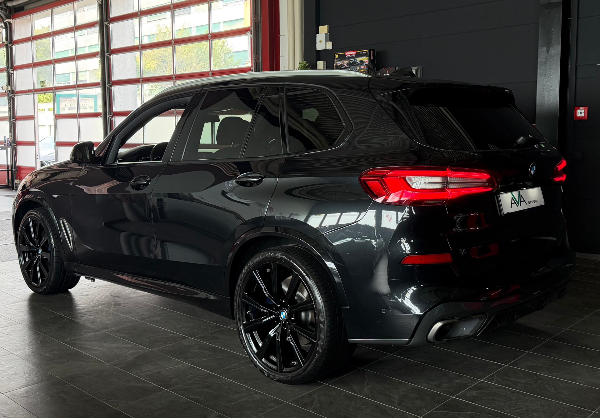 BMW X5 xDrive M50d Steptronic*INDIVIDUAL*-image-7
