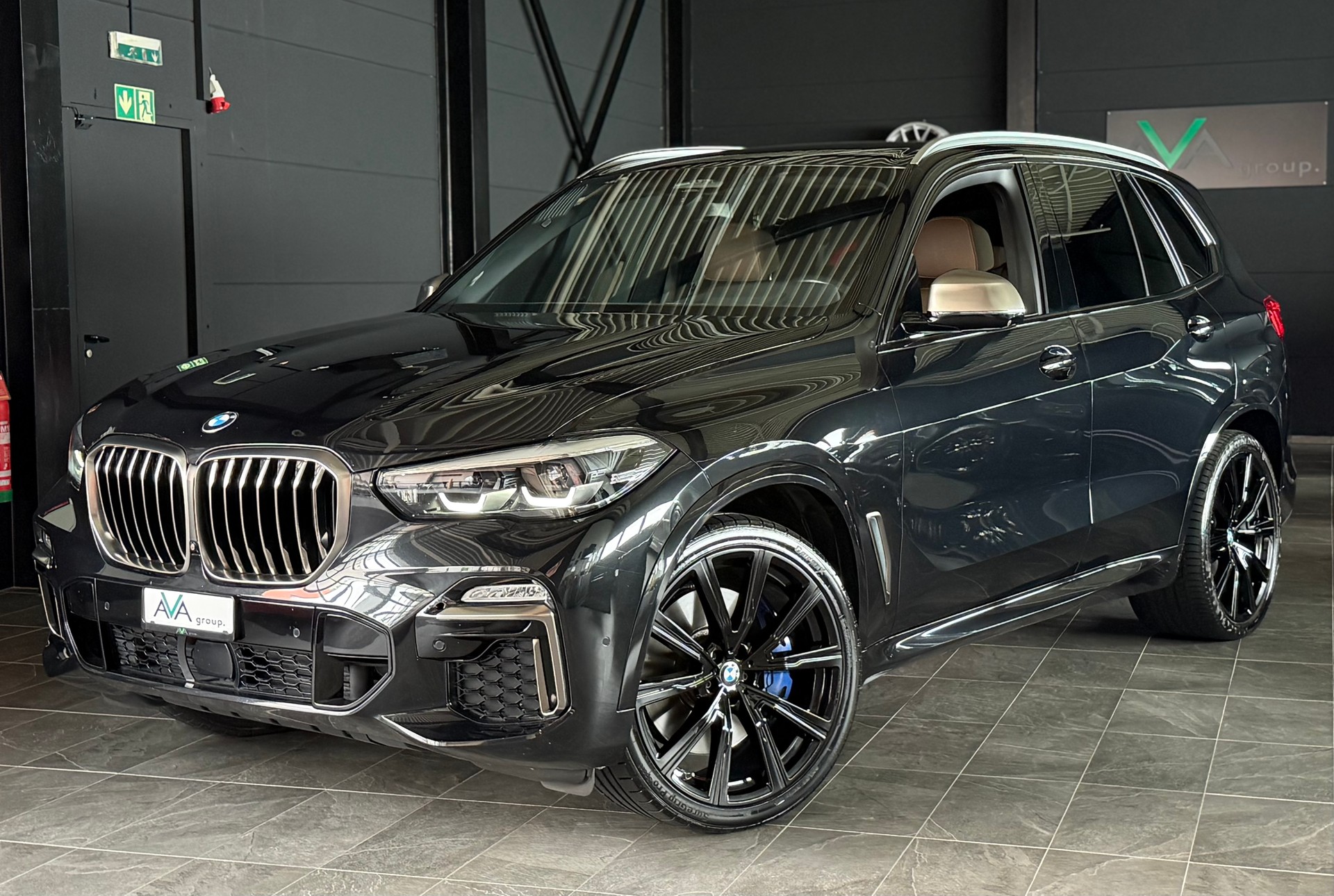 BMW X5 xDrive M50d Steptronic*INDIVIDUAL*-image-3