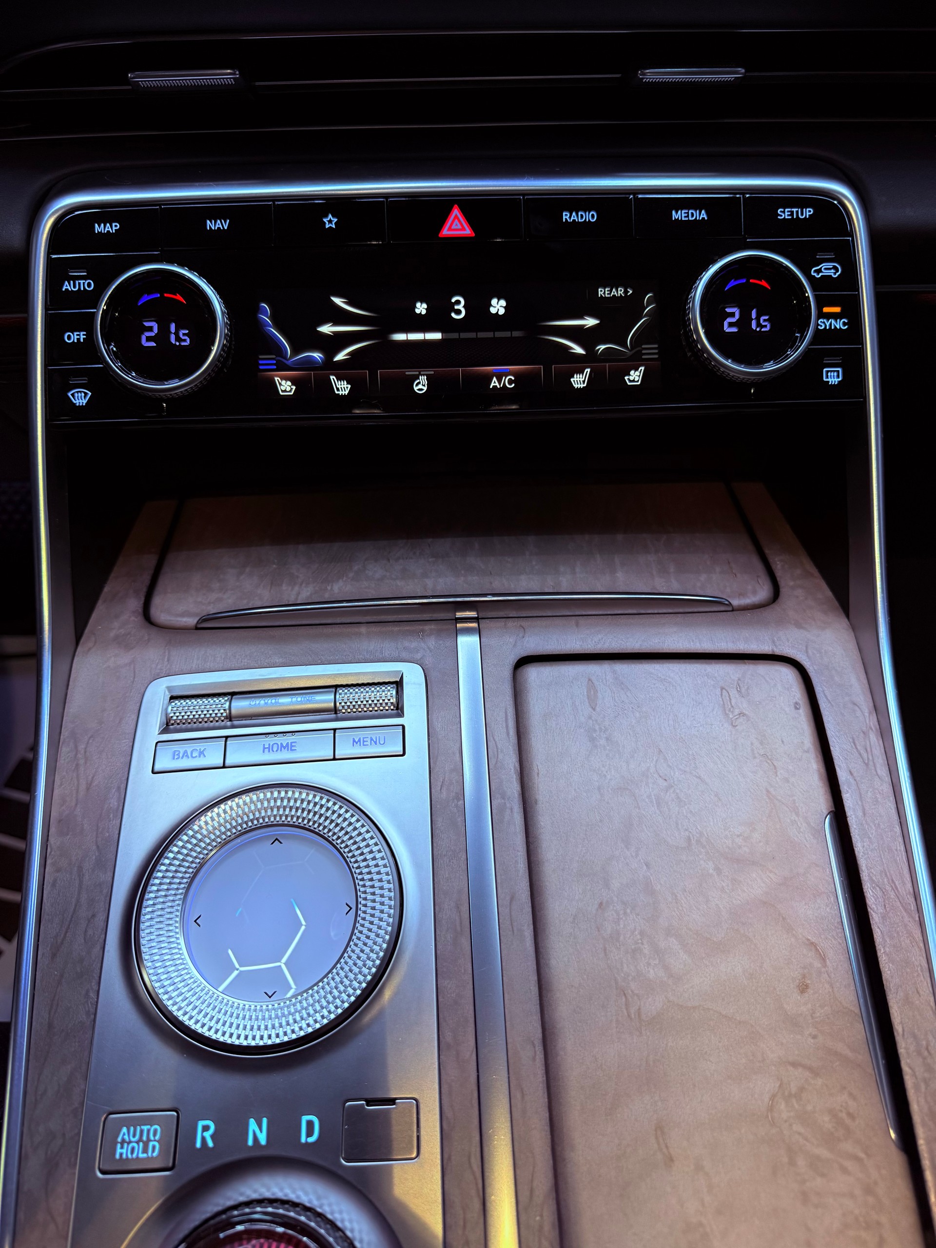 GENESIS GV80 2.5 TGDI Luxus AT8 AWD-image-13