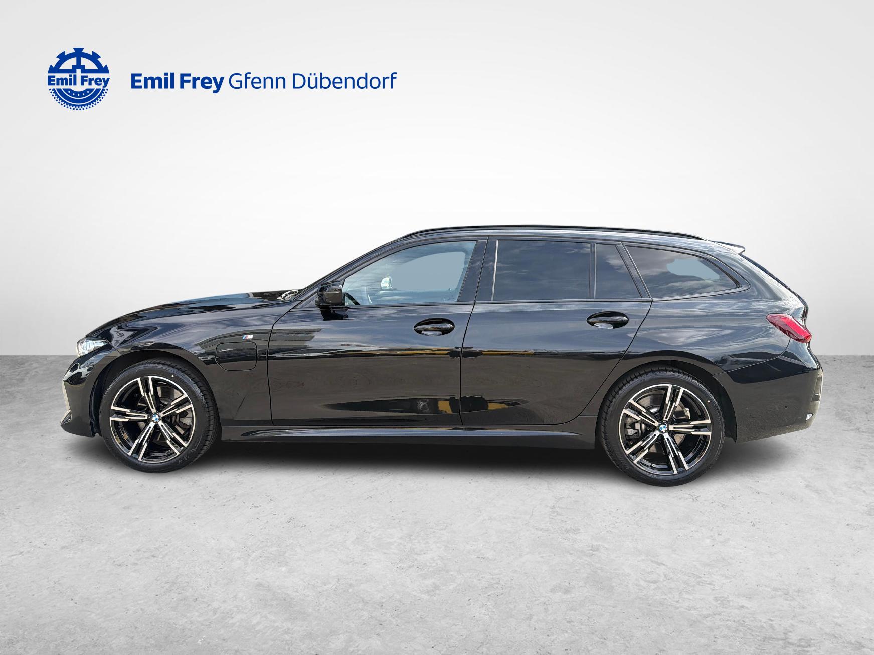 BMW 330e xDrive Touring M Sport-image-6