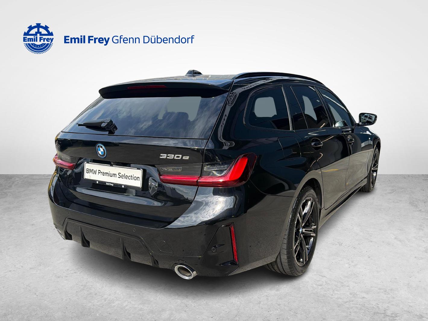 BMW 330e xDrive Touring M Sport-image-3