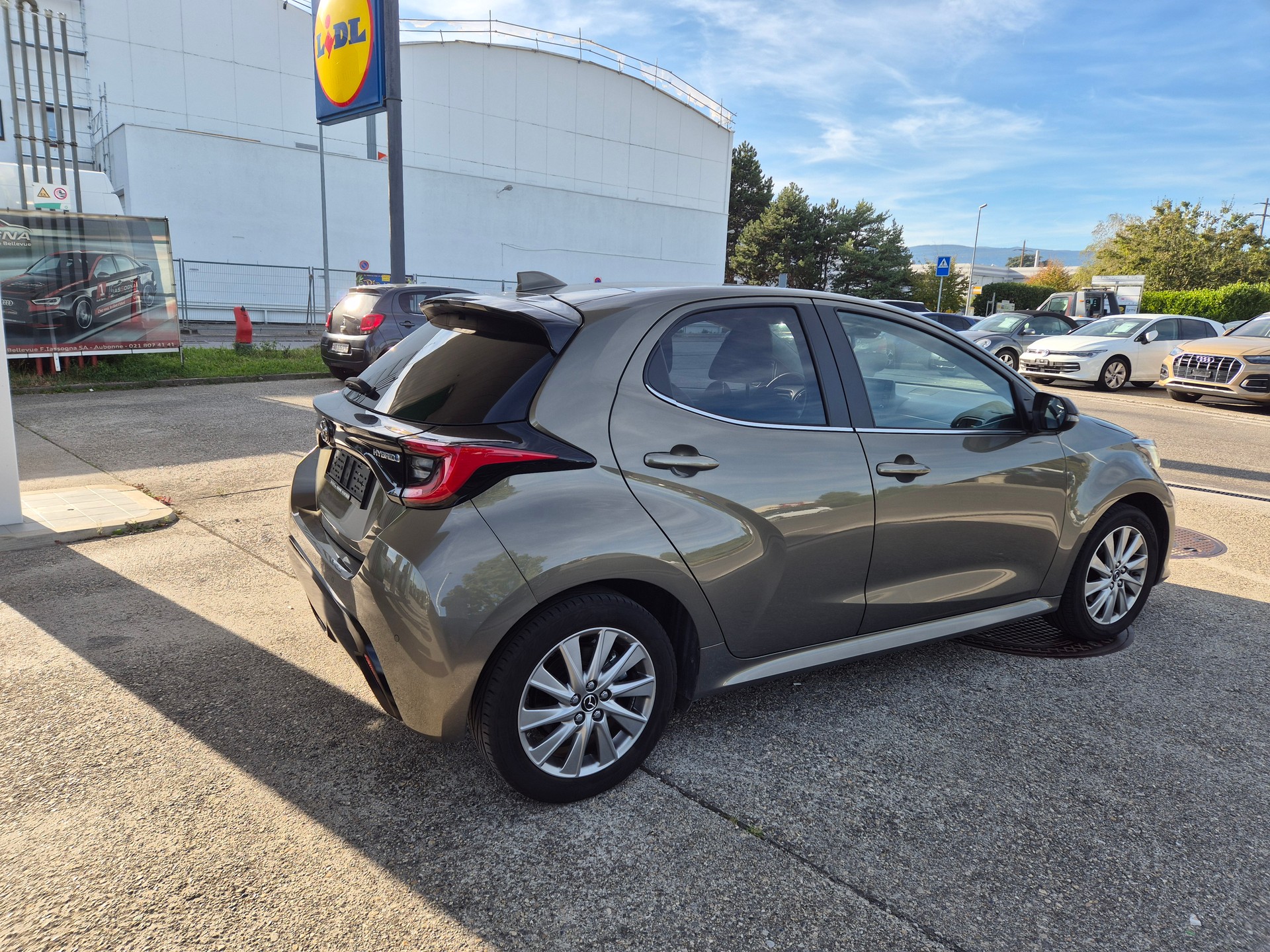 MAZDA 2 Hybrid Prime-line-image-3