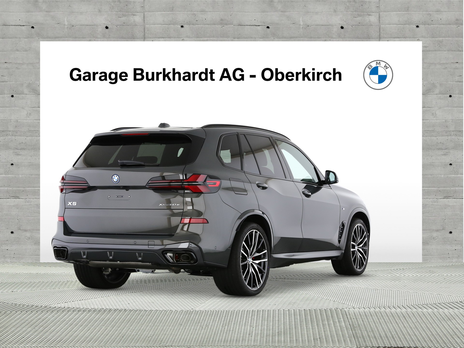 BMW X5 xDr 50e M Sport Pro-showroom-element-1