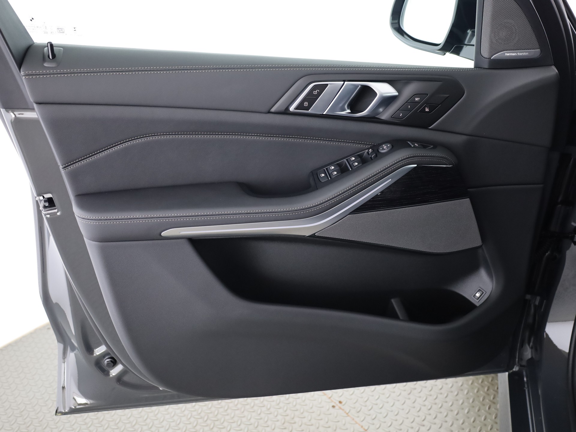 BMW X5 xDr 50e M Sport Pro-image-10