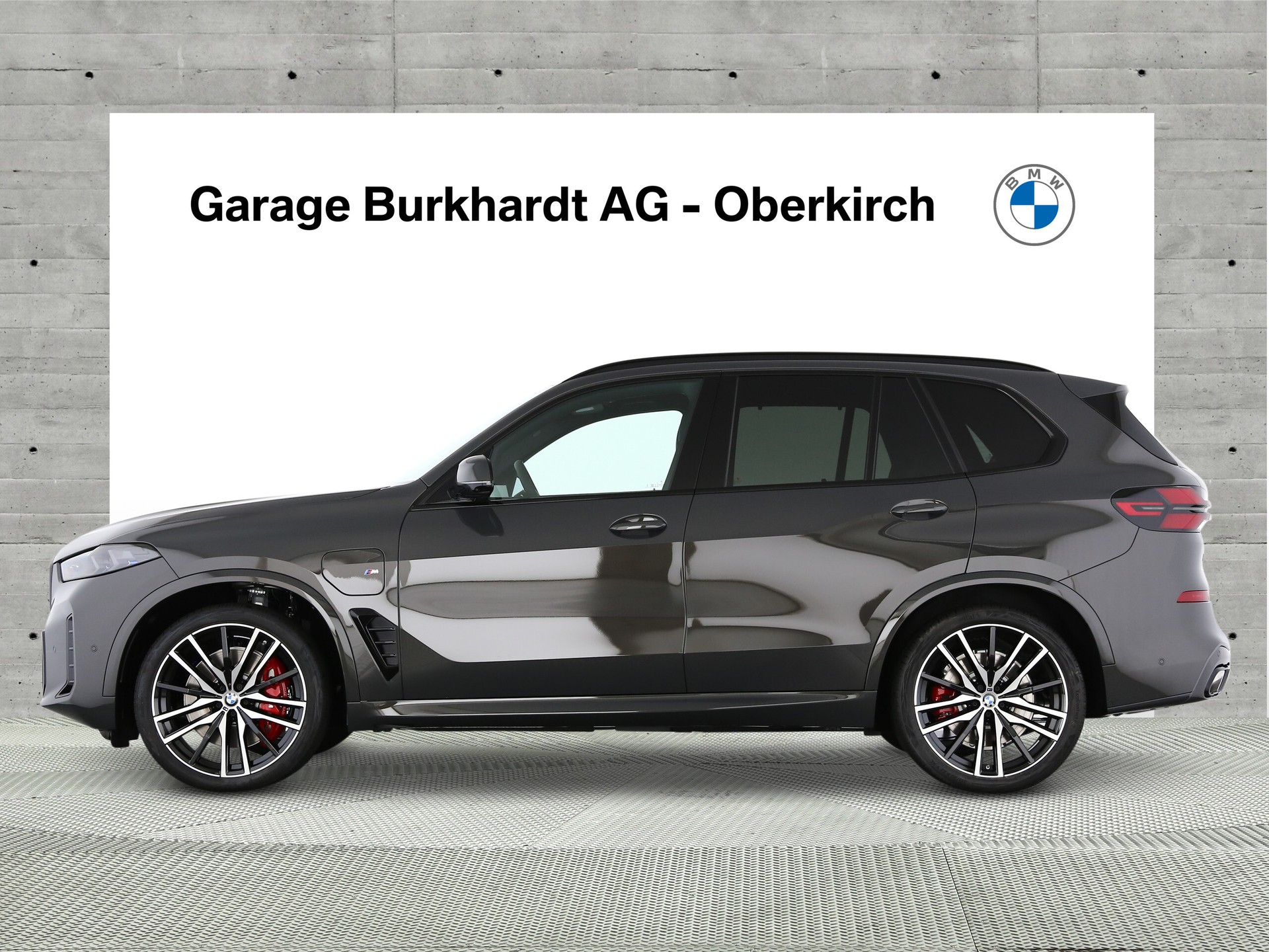 BMW X5 xDr 50e M Sport Pro-showroom-element-2