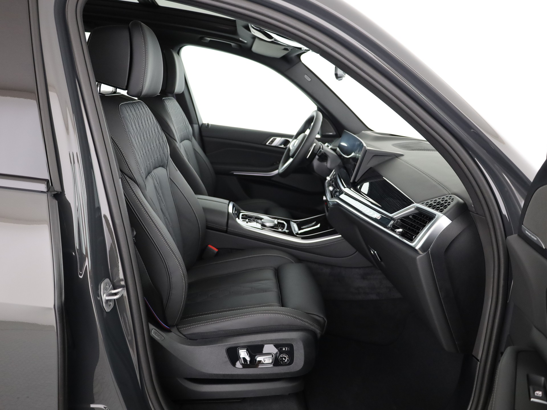 BMW X5 xDr 50e M Sport Pro-image-14
