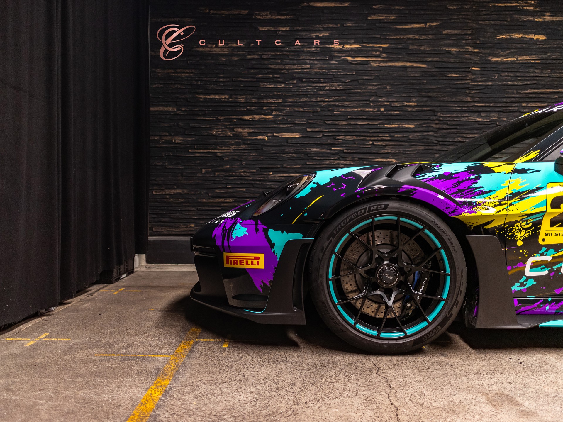 PORSCHE 911 GT3 RS-image-4