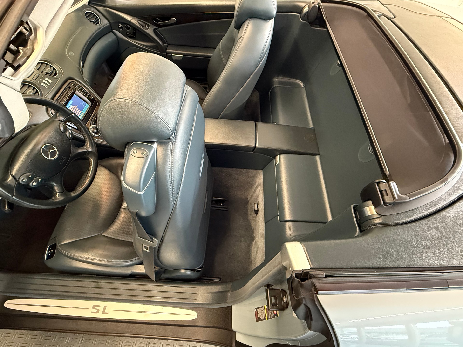 MERCEDES-BENZ SL 350-image-12