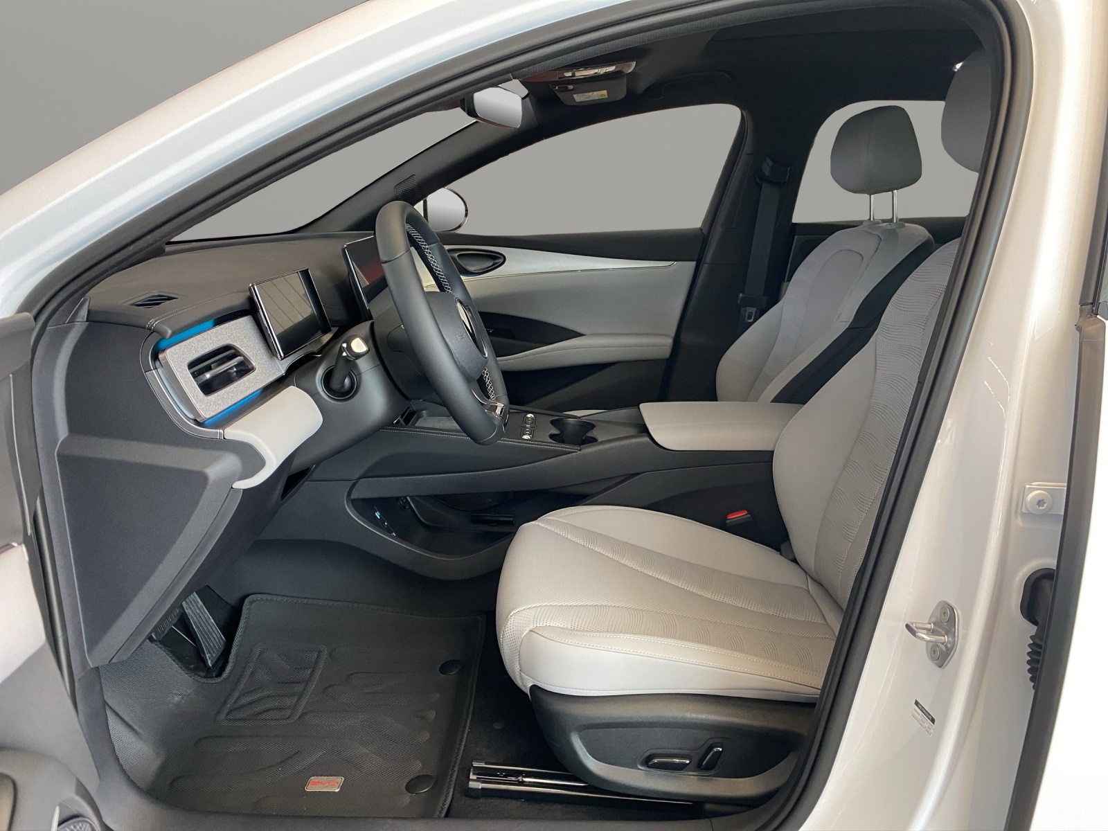 BYD Seal 6 DM-i Touring Comfort-image-10
