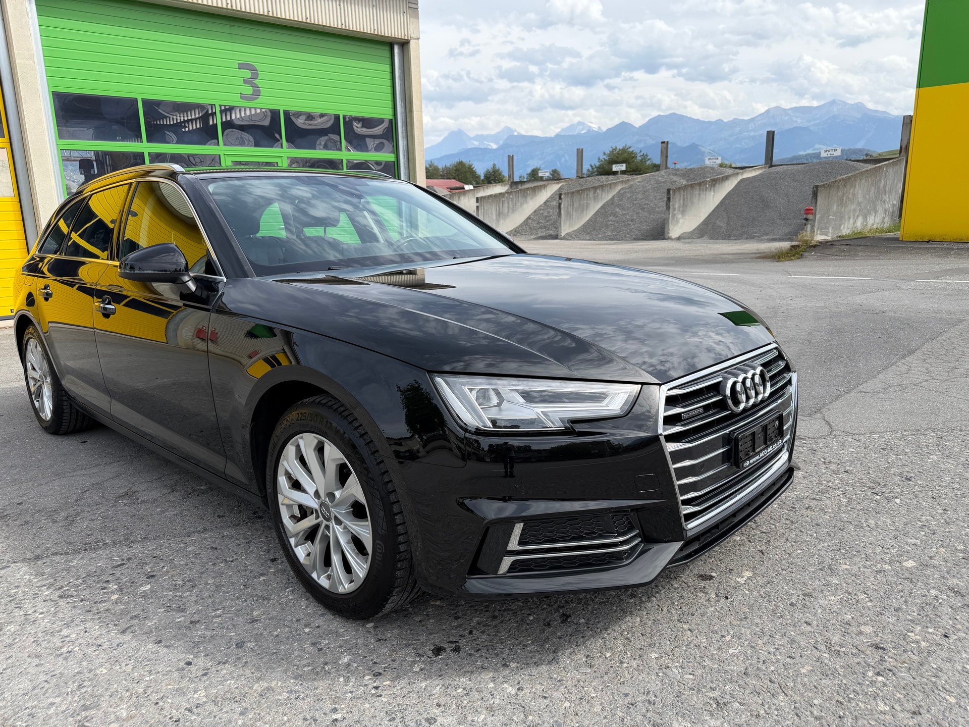 AUDI A4 Avant 40 TDI Sport quattro S-tronic-image-7
