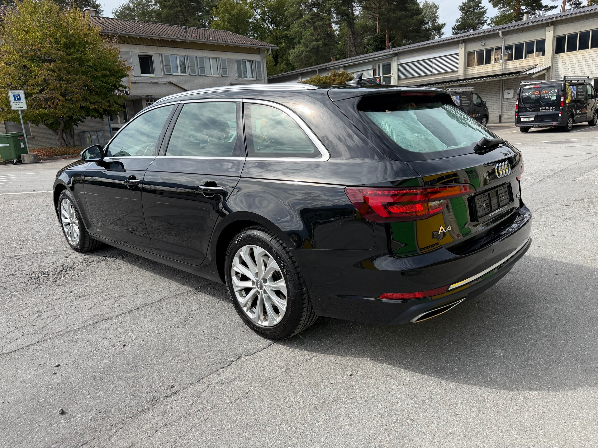 AUDI A4 Avant 40 TDI Sport quattro S-tronic-image-3