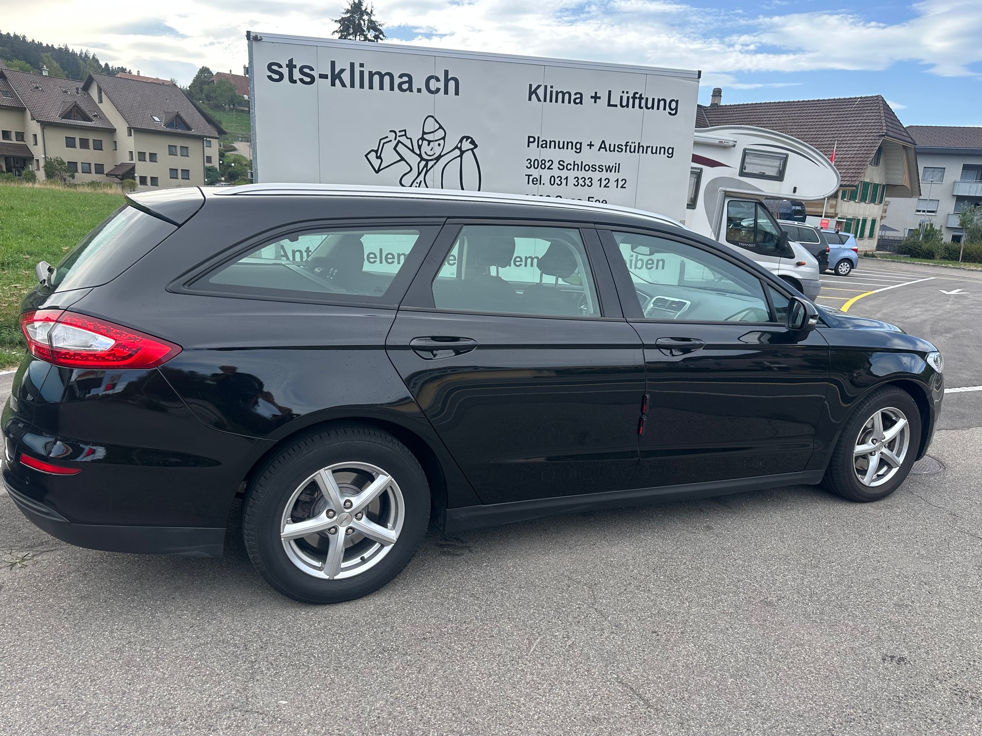 FORD Mondeo 2.0 TDCi Ambiente Powershift-image-4