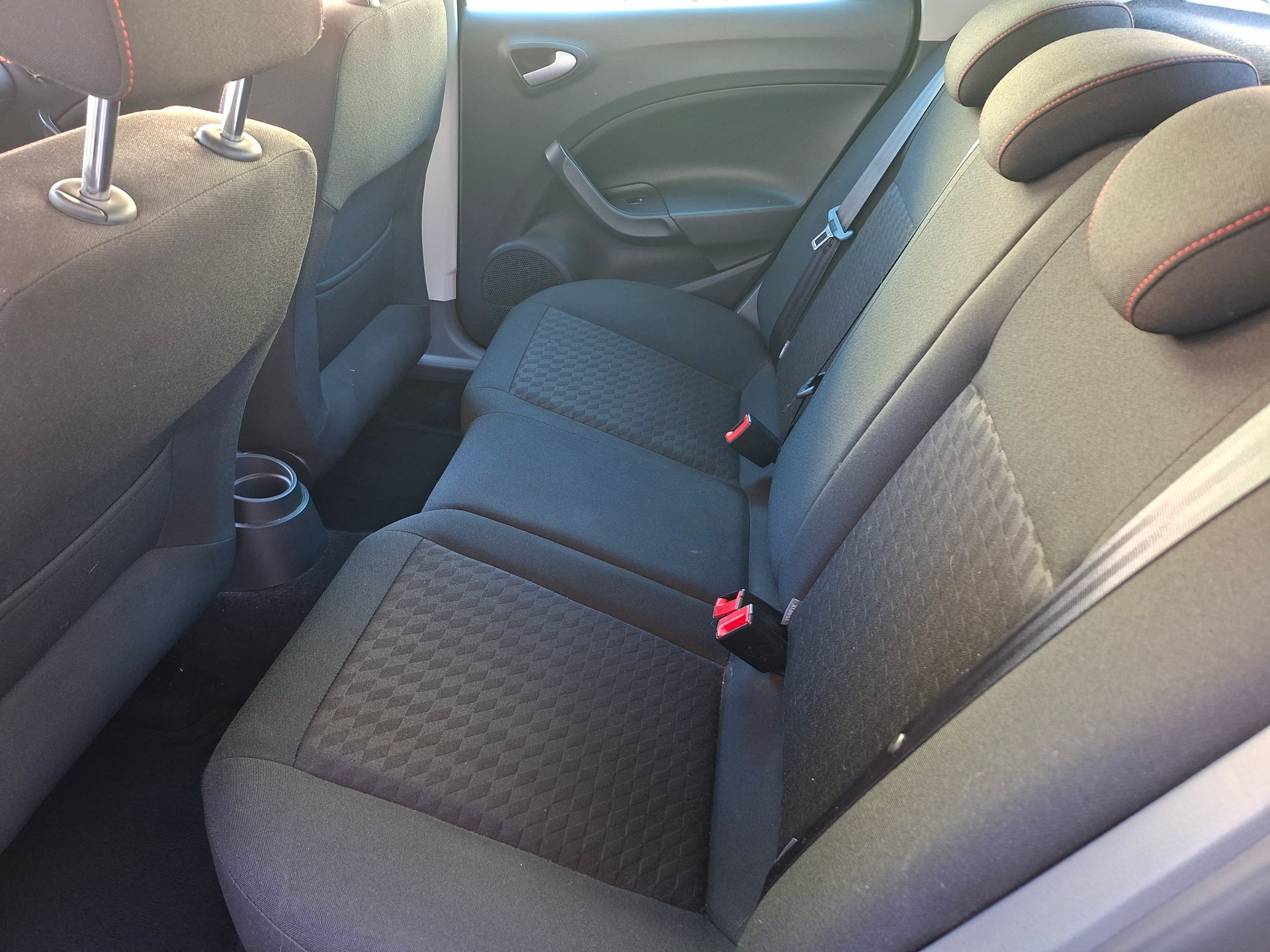 SEAT Ibiza 1.4 TSI FR DSG-image-9