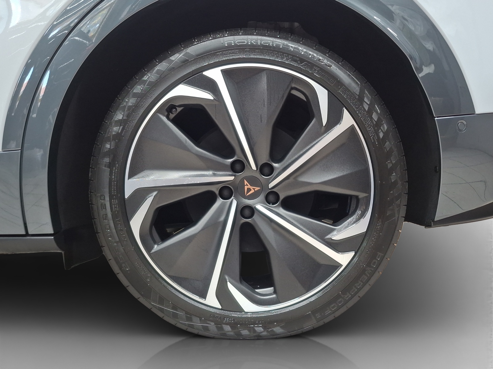 CUPRA Tavascan Type 8 77 kWh VZ-image-15