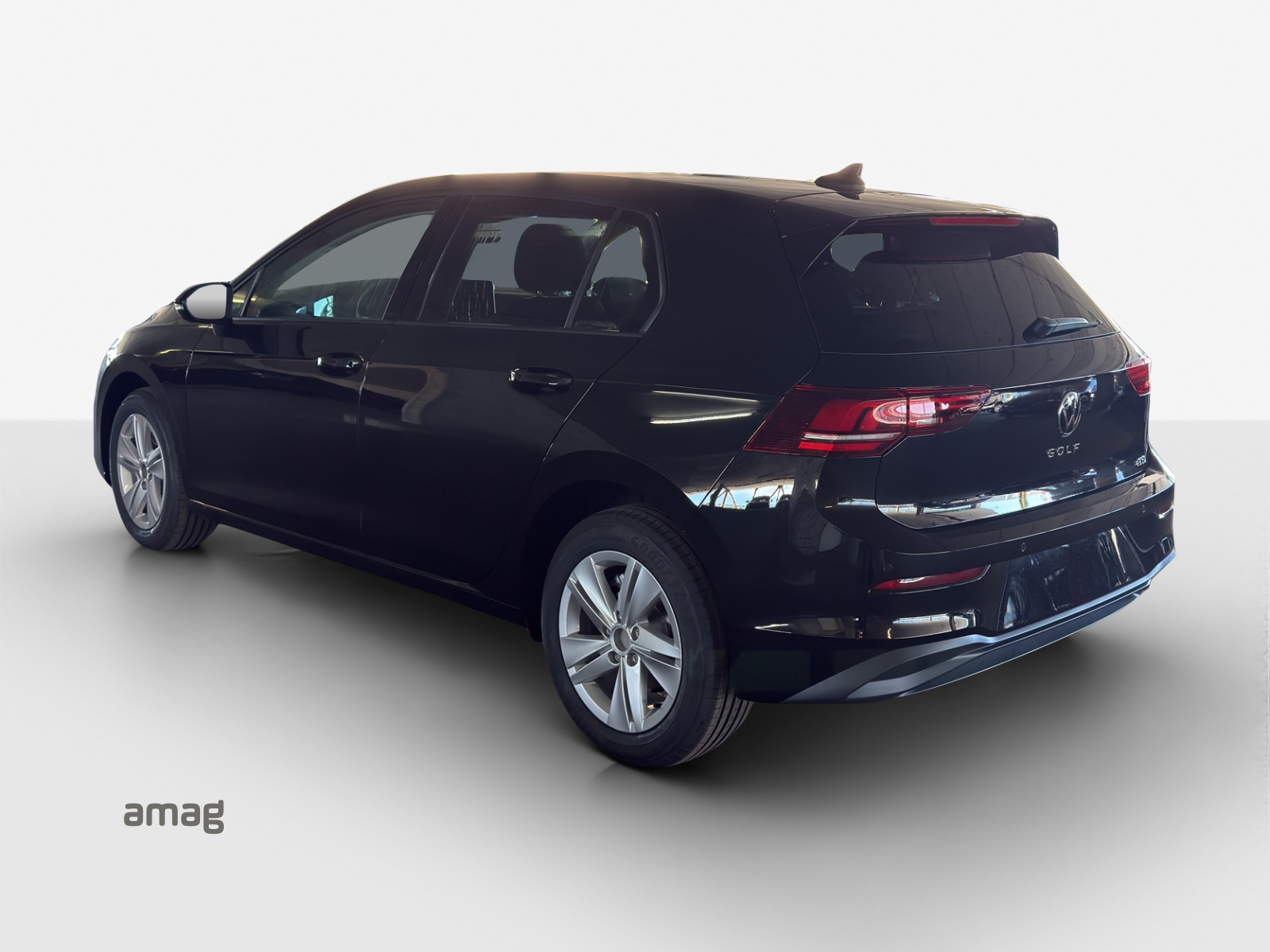 VW Golf 1.5 e TSI mHEV Value DSG-image-2