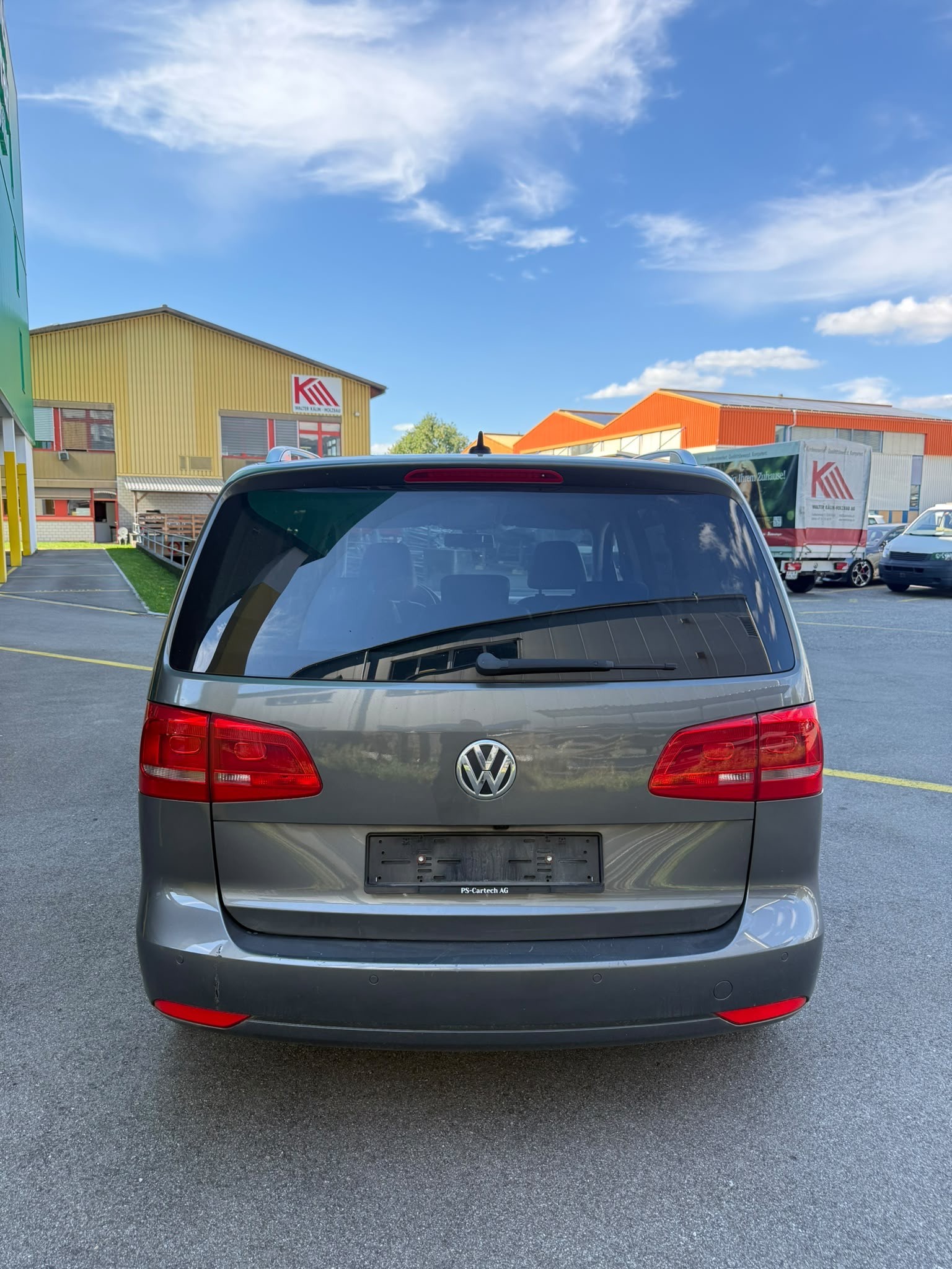VW Touran 1.4 TSI Highline DSG-image-5