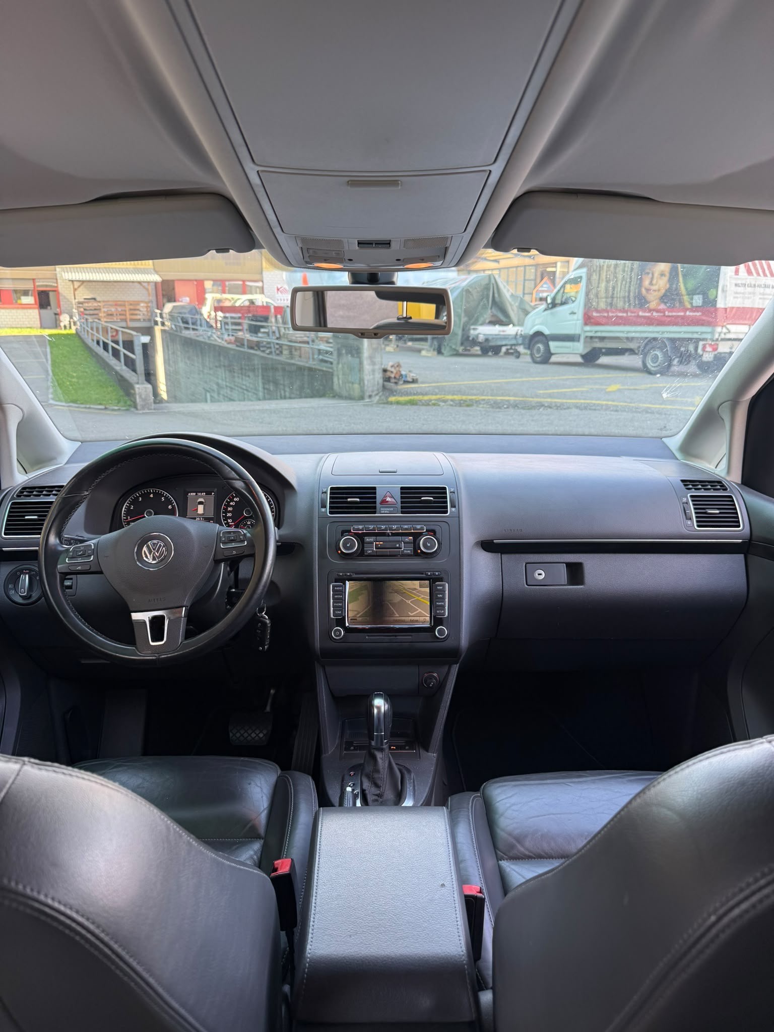 VW Touran 1.4 TSI Highline DSG-image-10