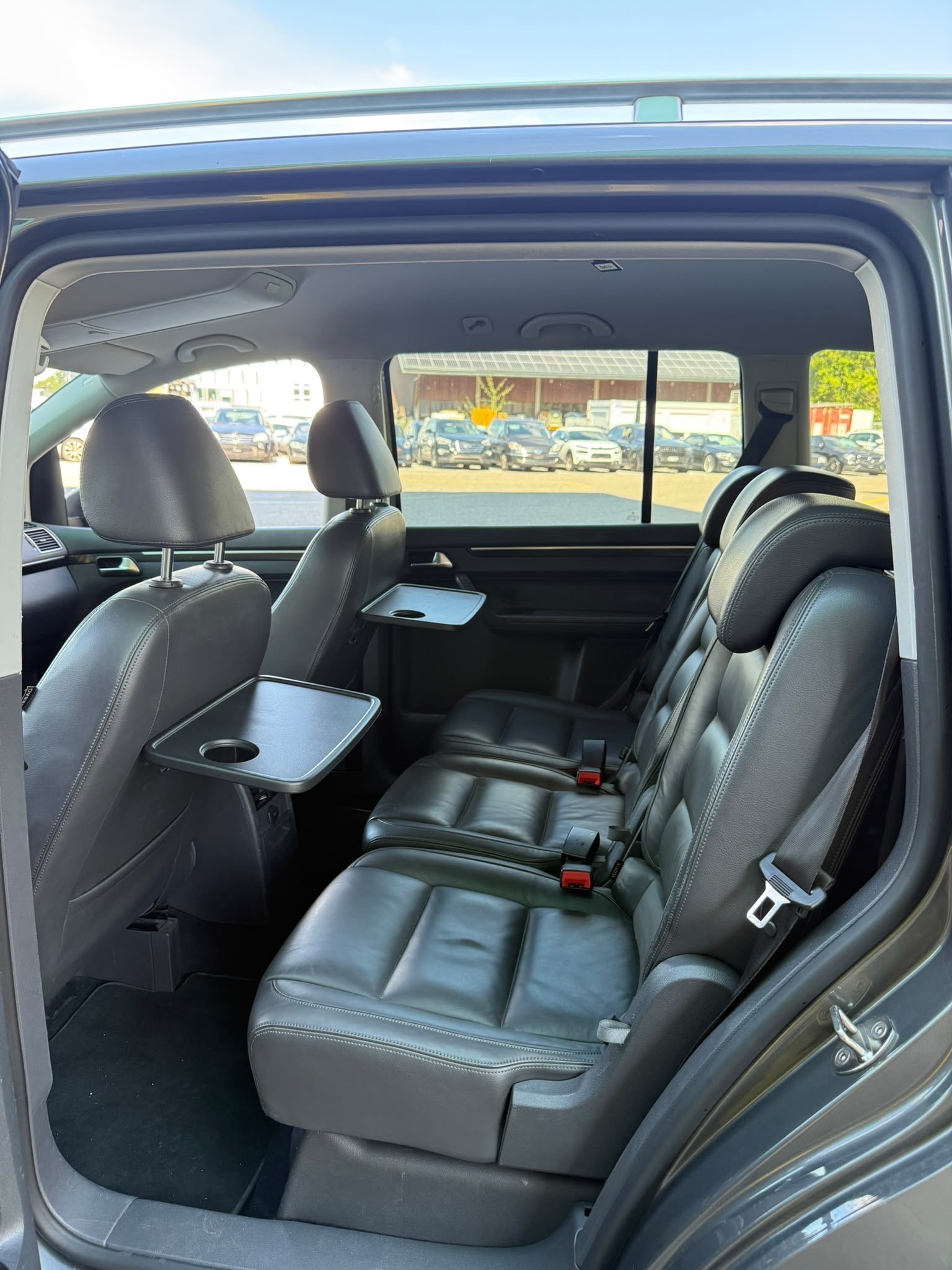 VW Touran 1.4 TSI Highline DSG-image-14