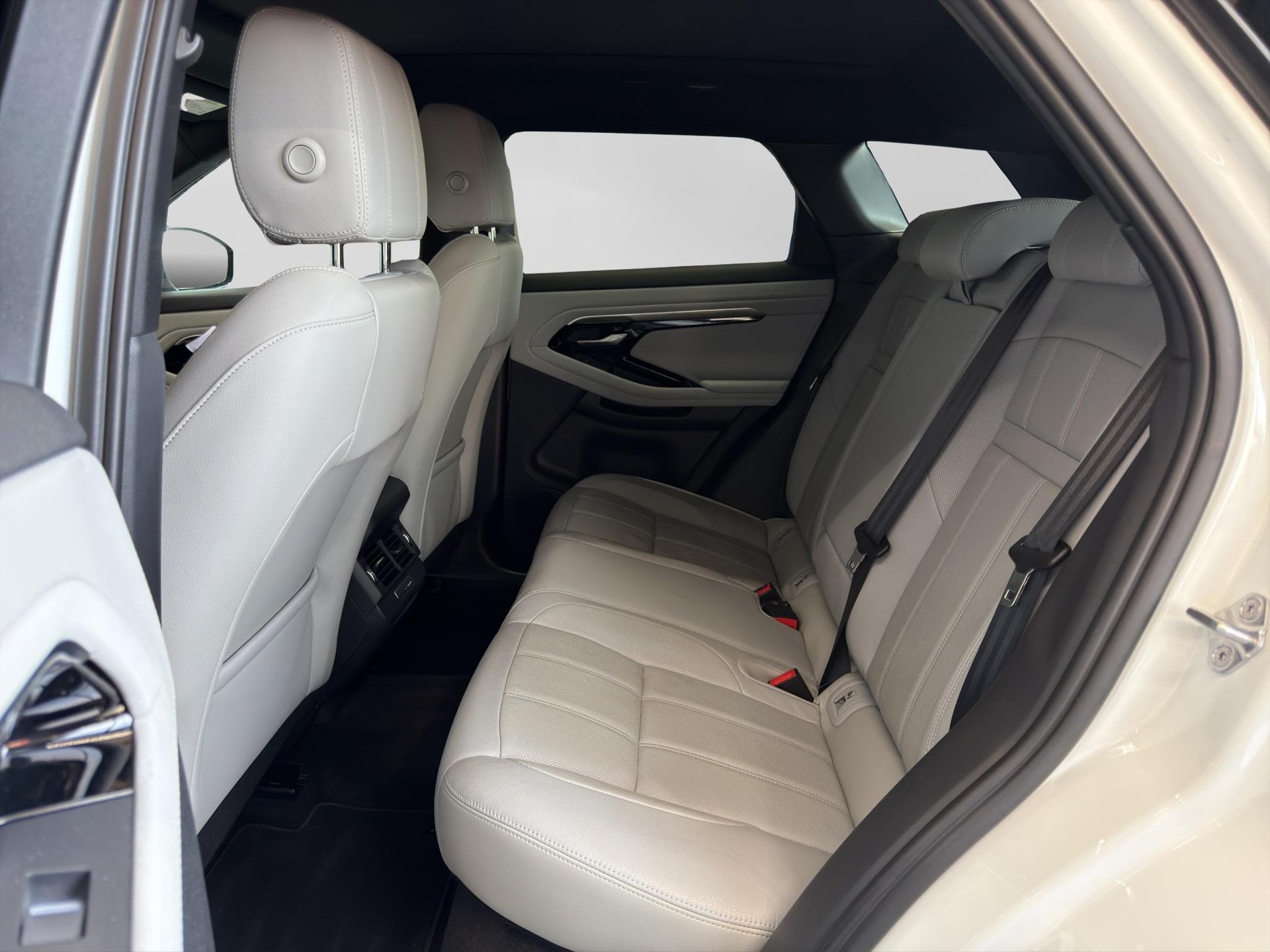 LAND ROVER Range Rover Evoque 2.0 T S-image-6