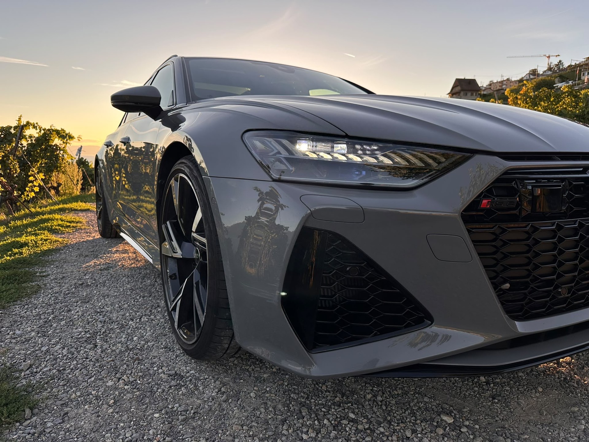 AUDI RS6 Avant 4.0 TFSI V8 quattro-image-13