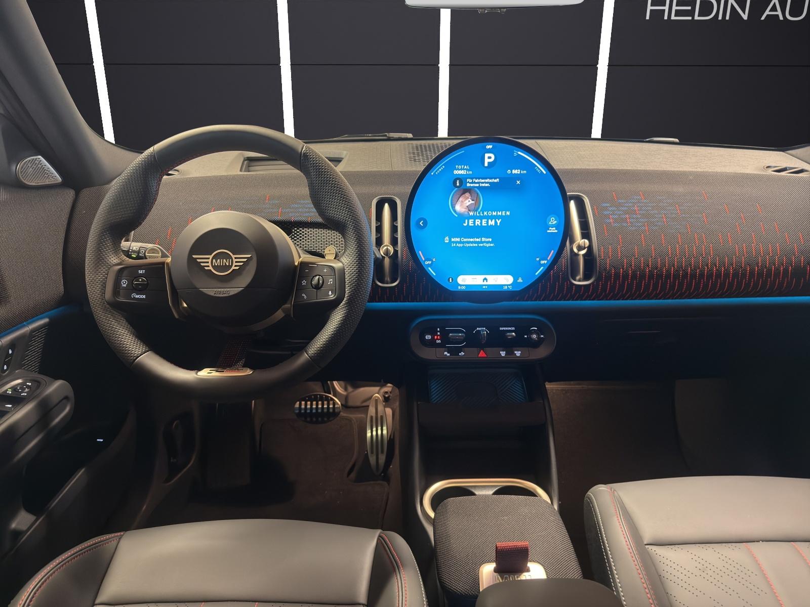 MINI Countryman U25 2.0i John Cooper Works ALL4-image-18