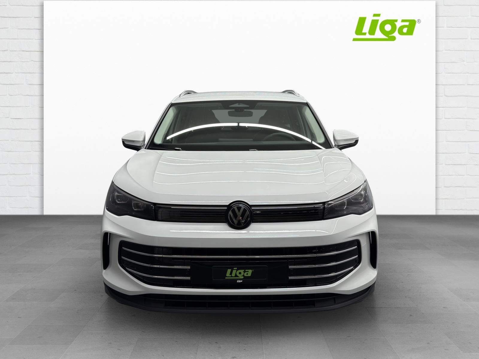 VW Tiguan 2.0 TDI SCR Style DSG 4motion-showroom-element-1