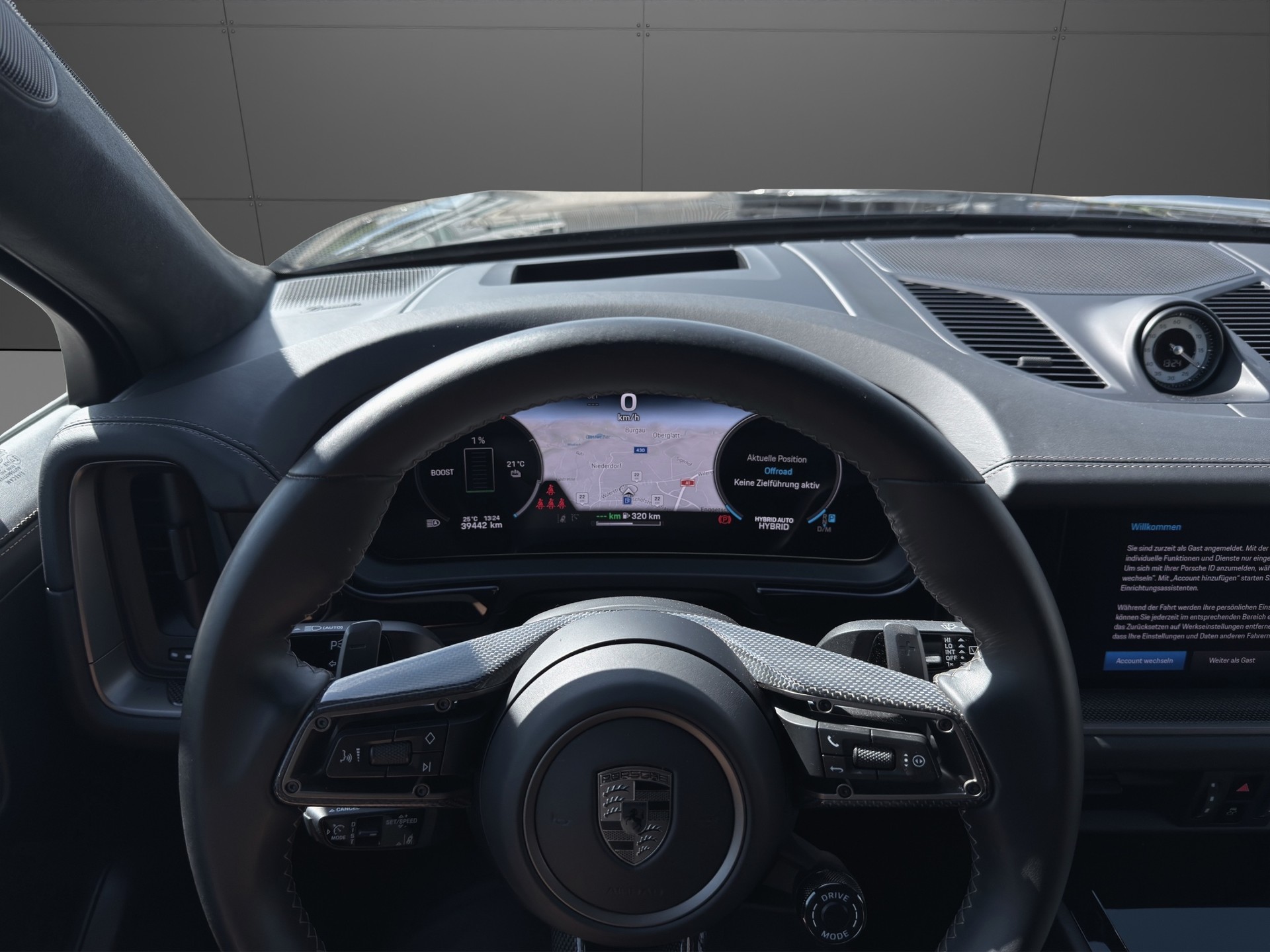 PORSCHE Cayenne Turbo E-Hybrid Tiptronic-image-13