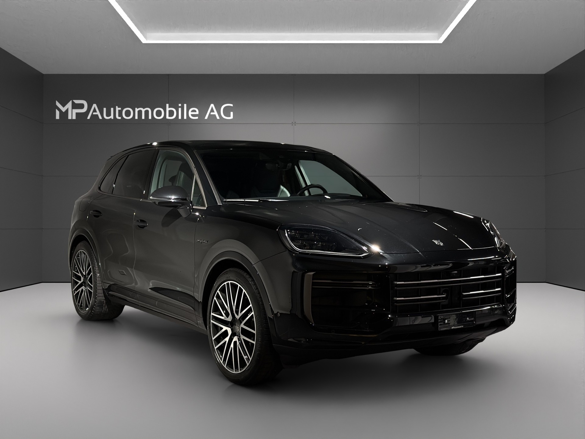 PORSCHE Cayenne Turbo E-Hybrid Tiptronic-image-1
