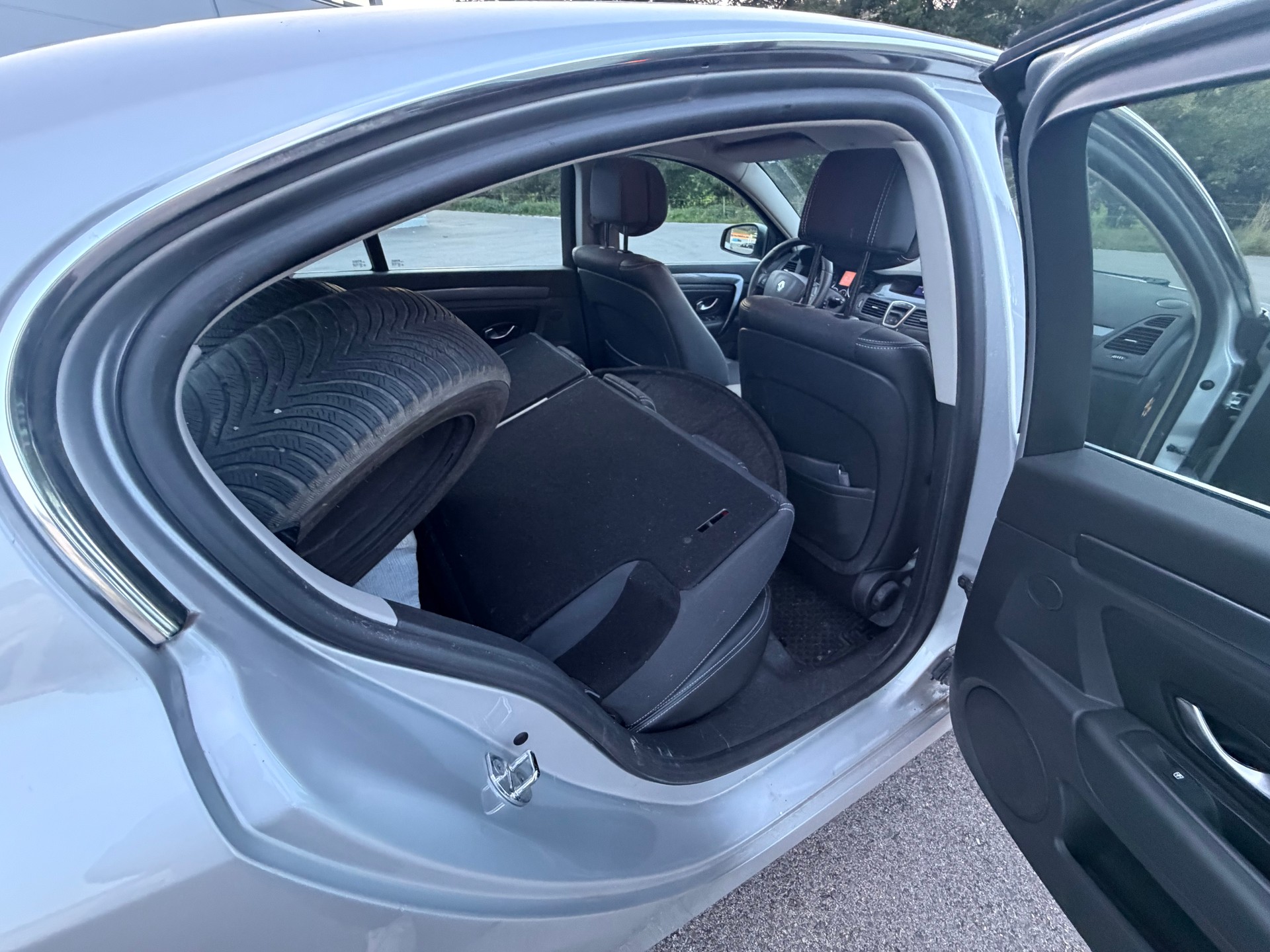 RENAULT Laguna 2.0 16V Dynamique-image-7