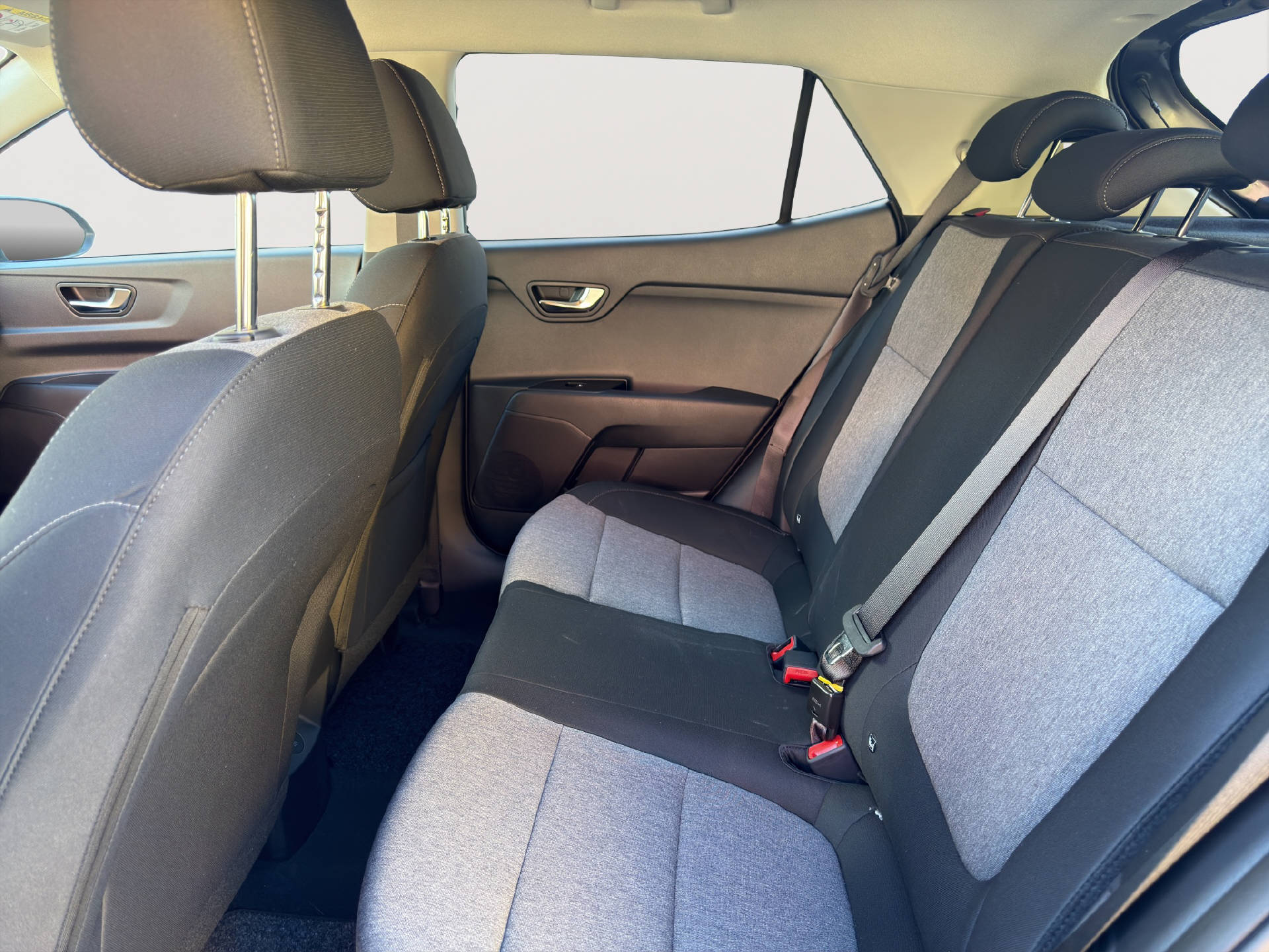 KIA Stonic 1.0 T-GDi MHEV Power-image-16