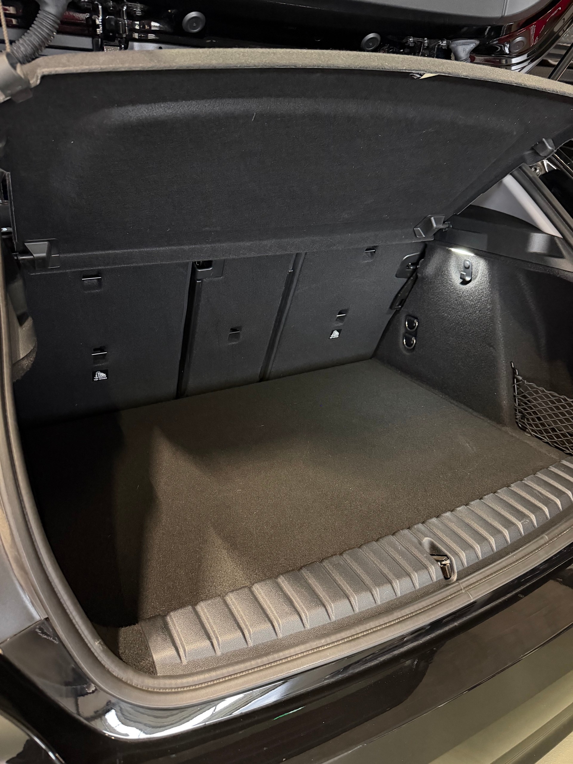 BMW 116d Steptronic Advantage-image-13