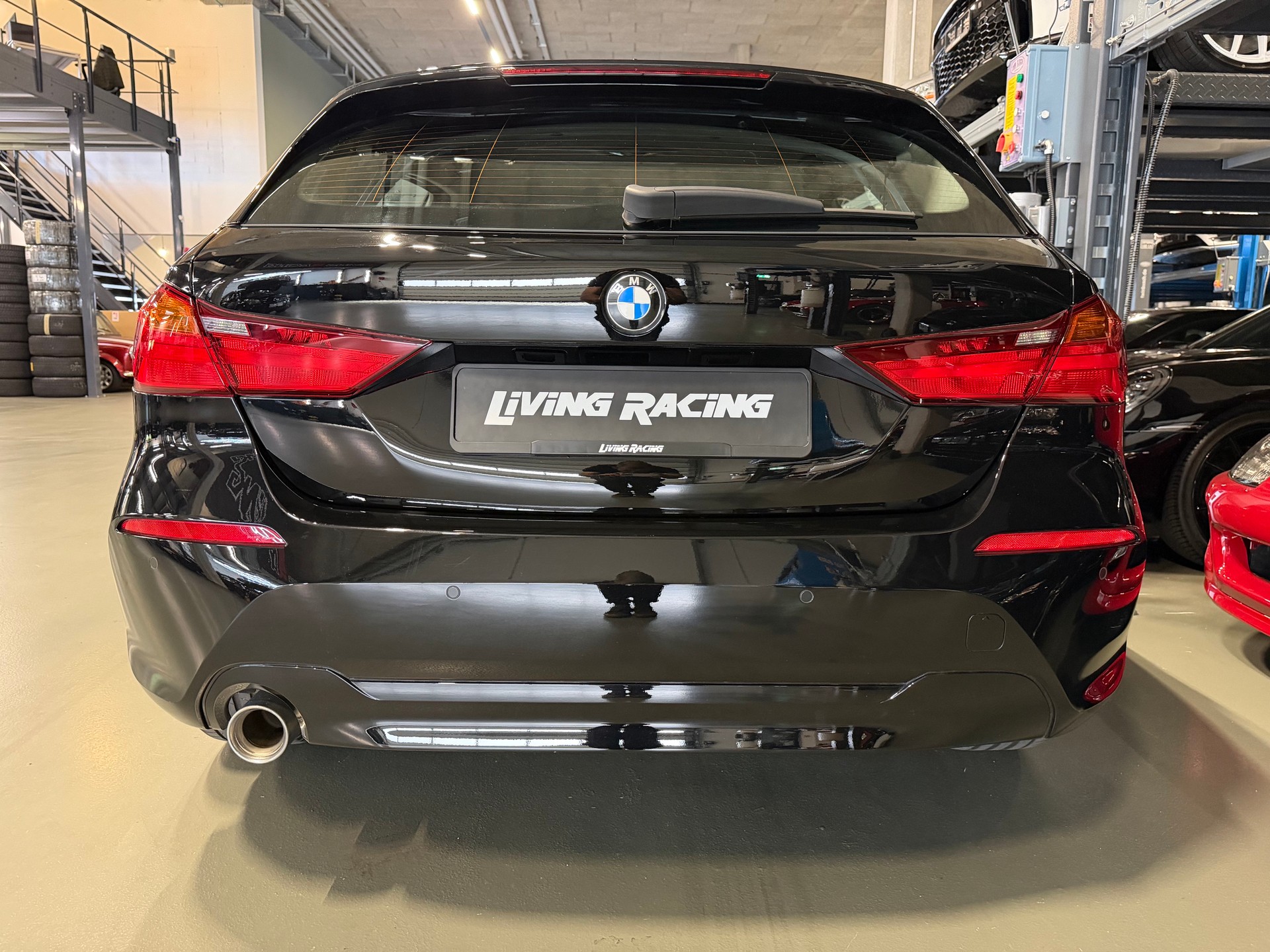 BMW 116d Steptronic Advantage-image-3