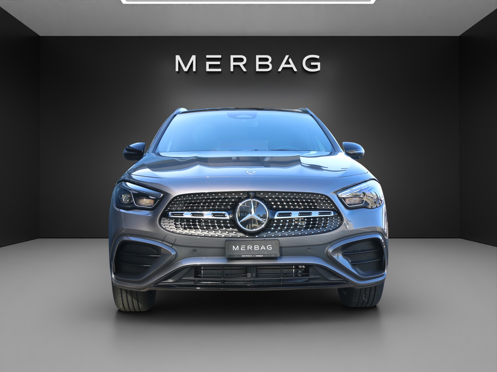MERCEDES-BENZ GLA 250 e with EQ Hybrid-image-16