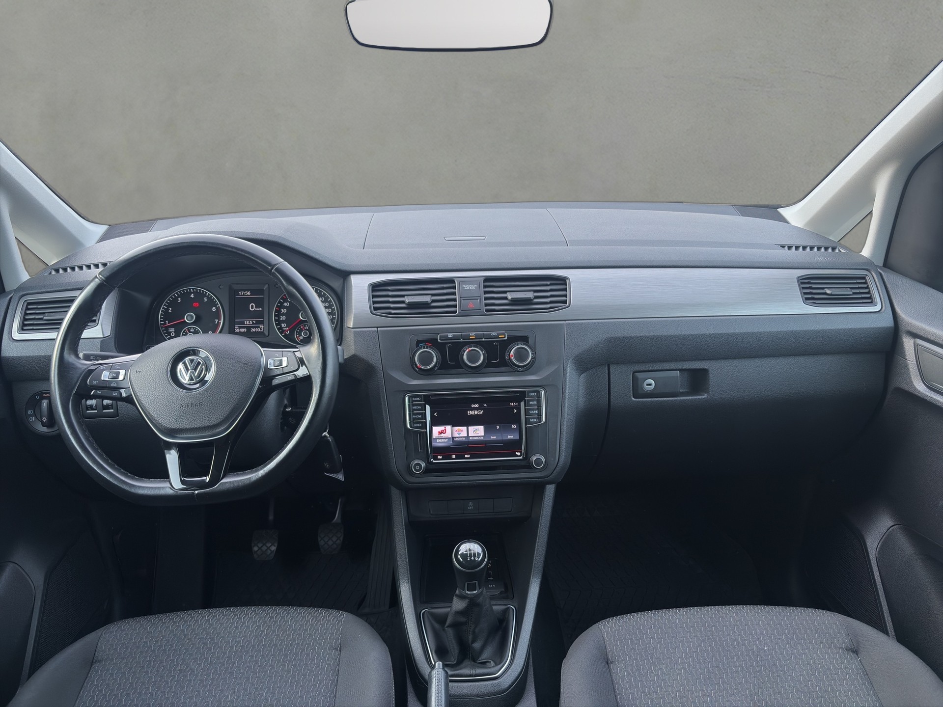 VW Caddy Maxi 1.4 TSI Trendline-image-9