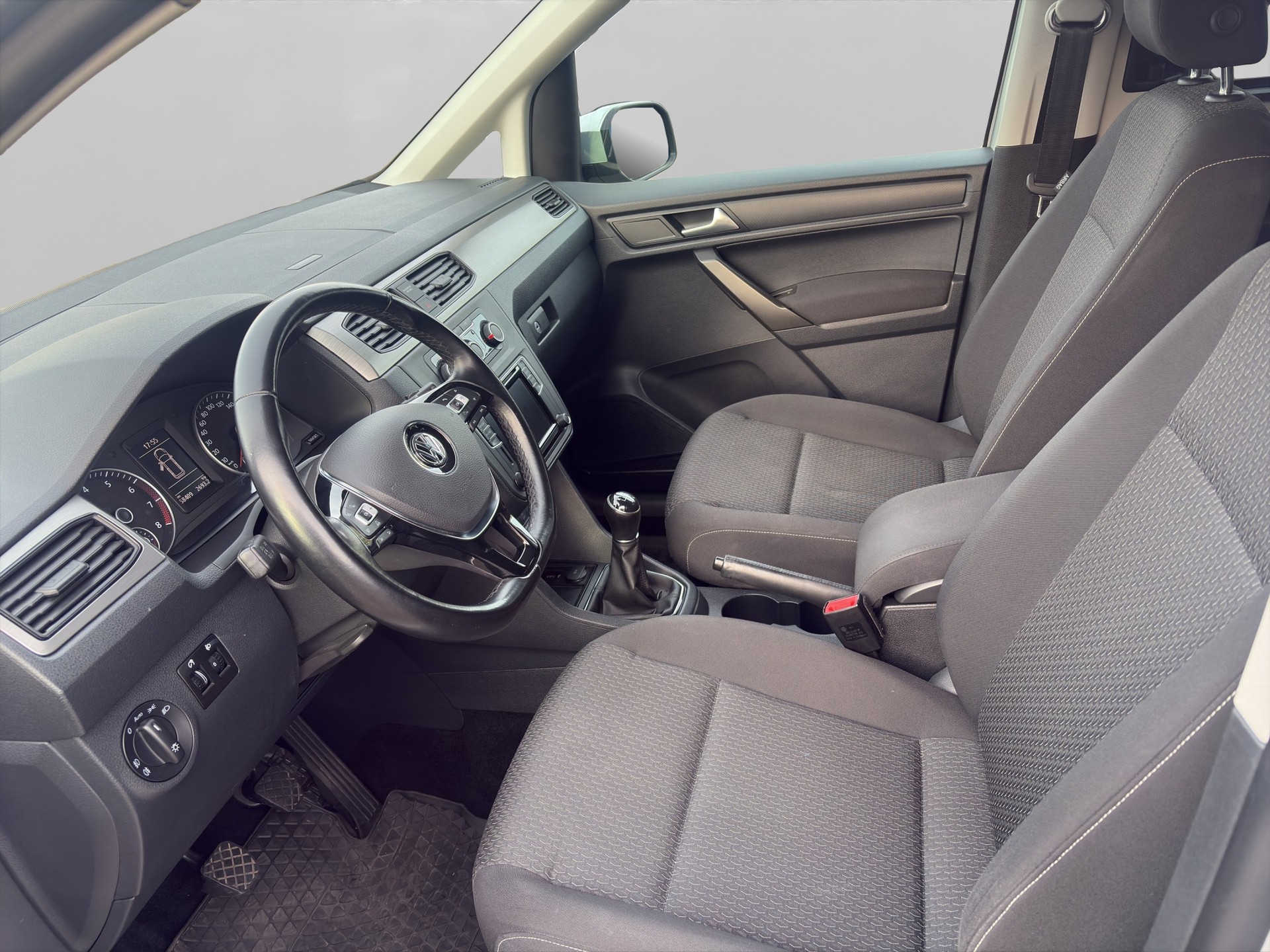 VW Caddy Maxi 1.4 TSI Trendline-image-8