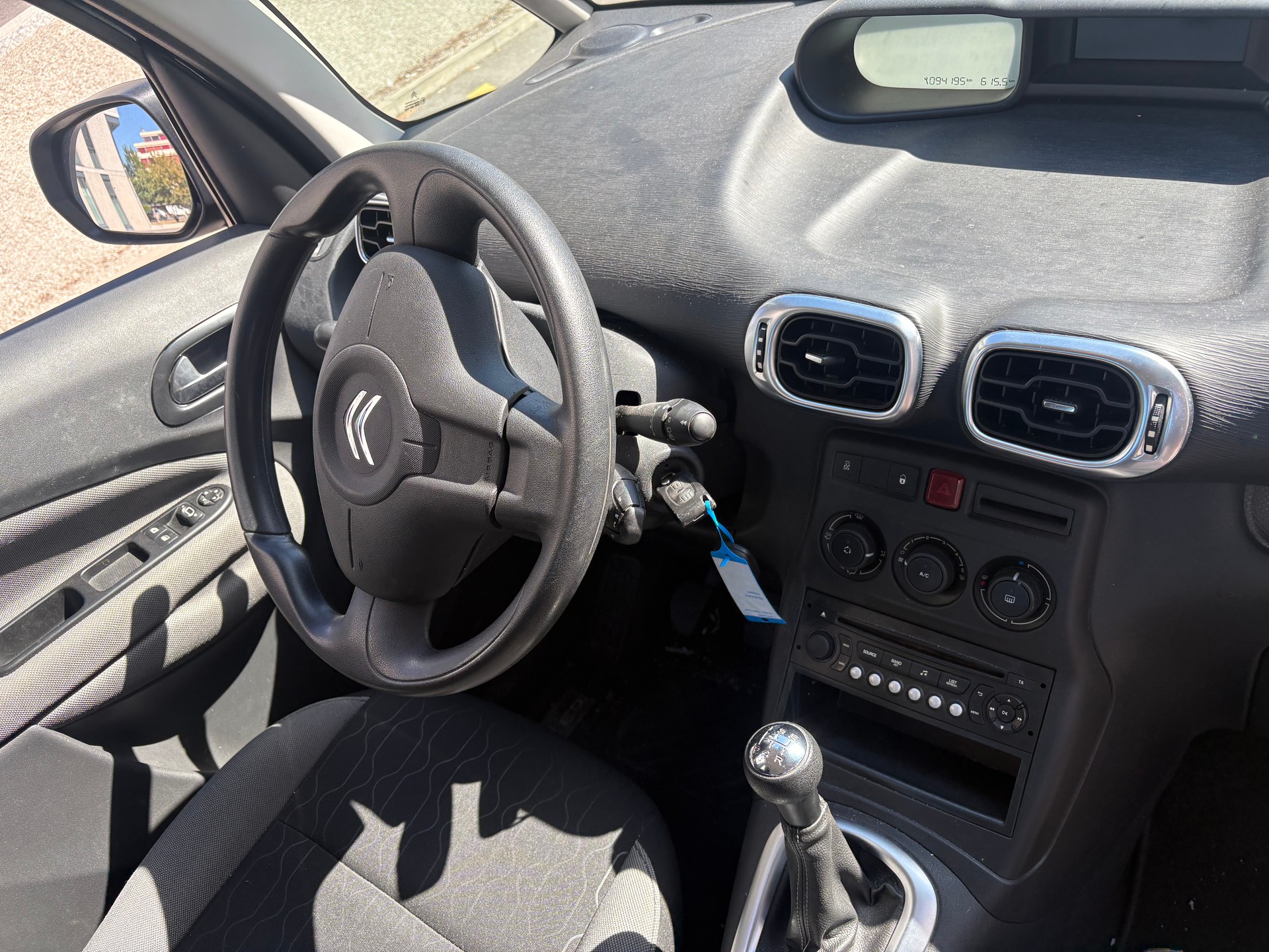 CITROEN C3 Picasso 1.2 Pure Tech Attraction-image-4