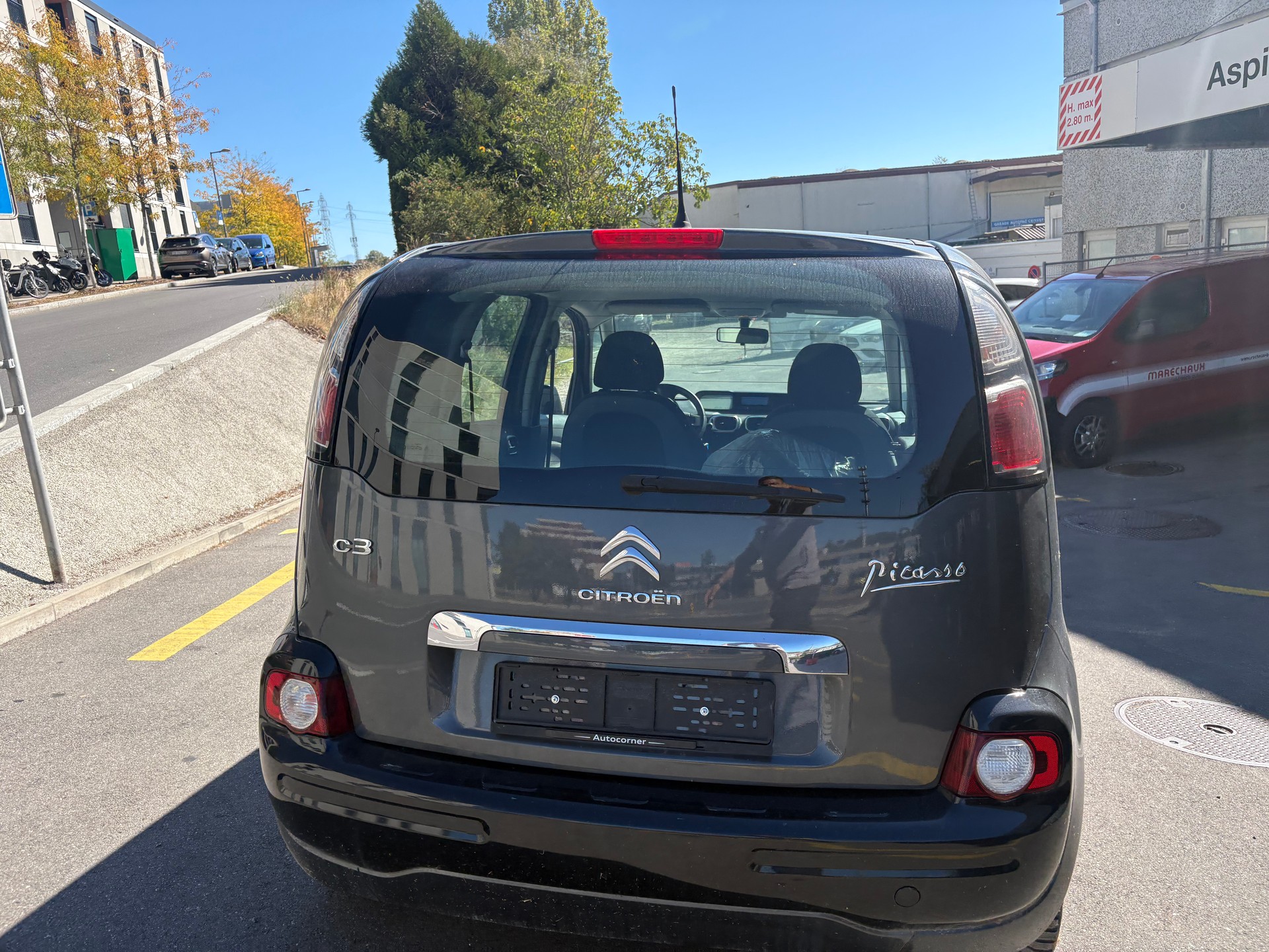 CITROEN C3 Picasso 1.2 Pure Tech Attraction-image-6