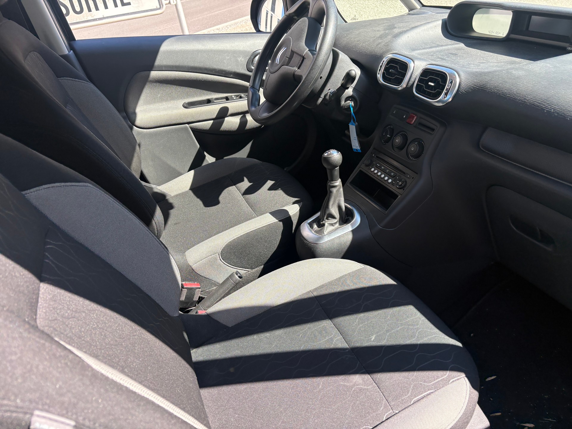 CITROEN C3 Picasso 1.2 Pure Tech Attraction-image-5