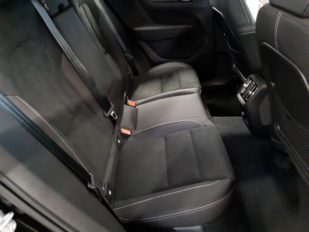 VOLVO C40 P6 Recharge Ultimate LU 7940-image-8