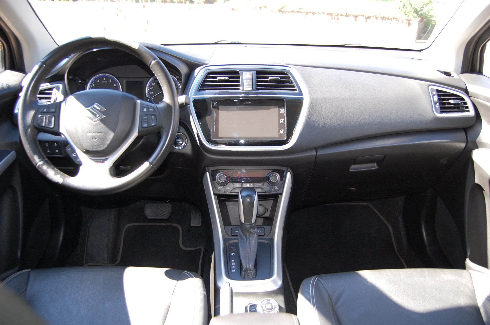 SUZUKI SX4 S-Cross 1.4 16V Piz Sulai Top 4WD Automatic-image-9
