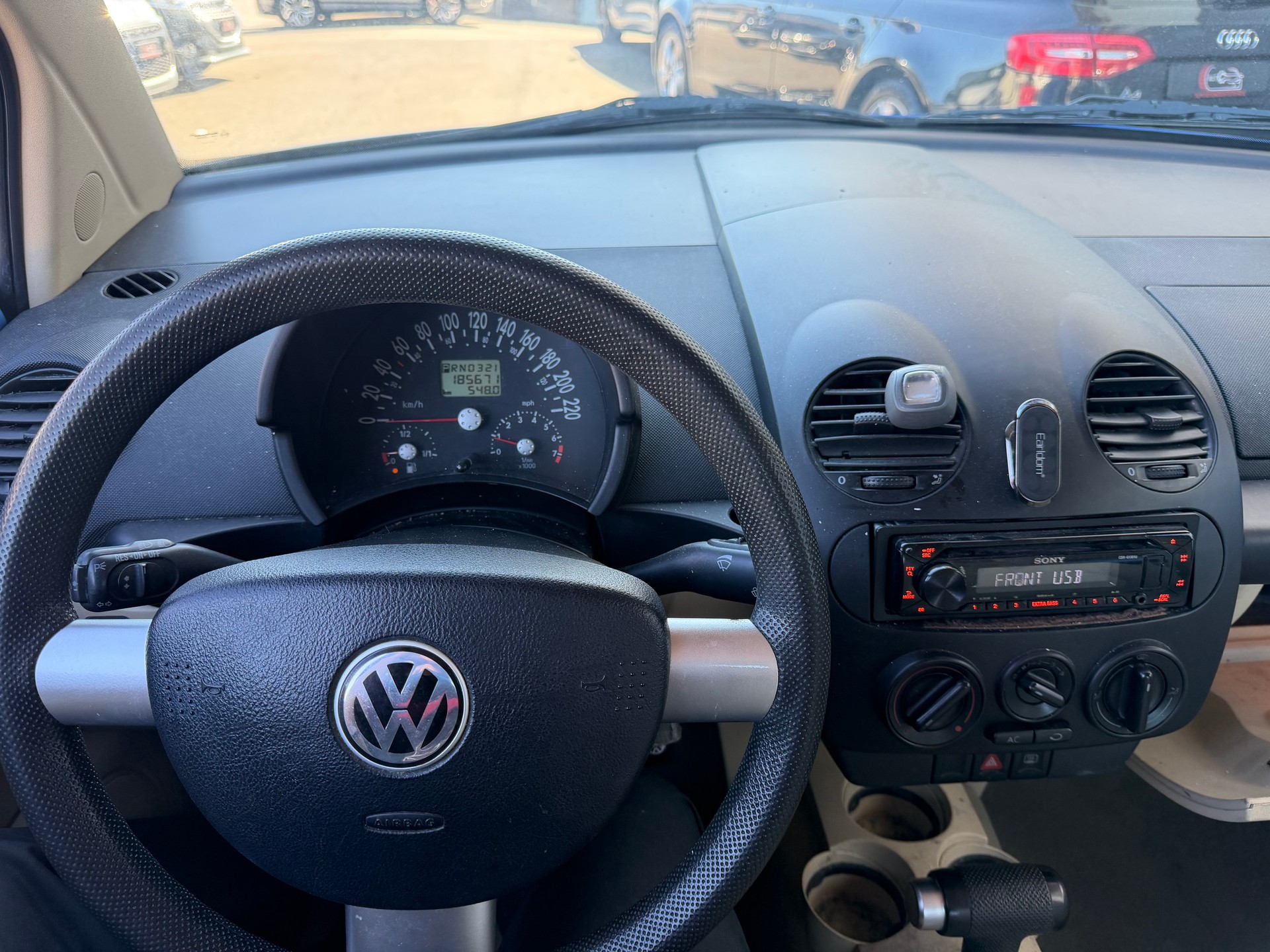 VW Beetle 2.0-image-6