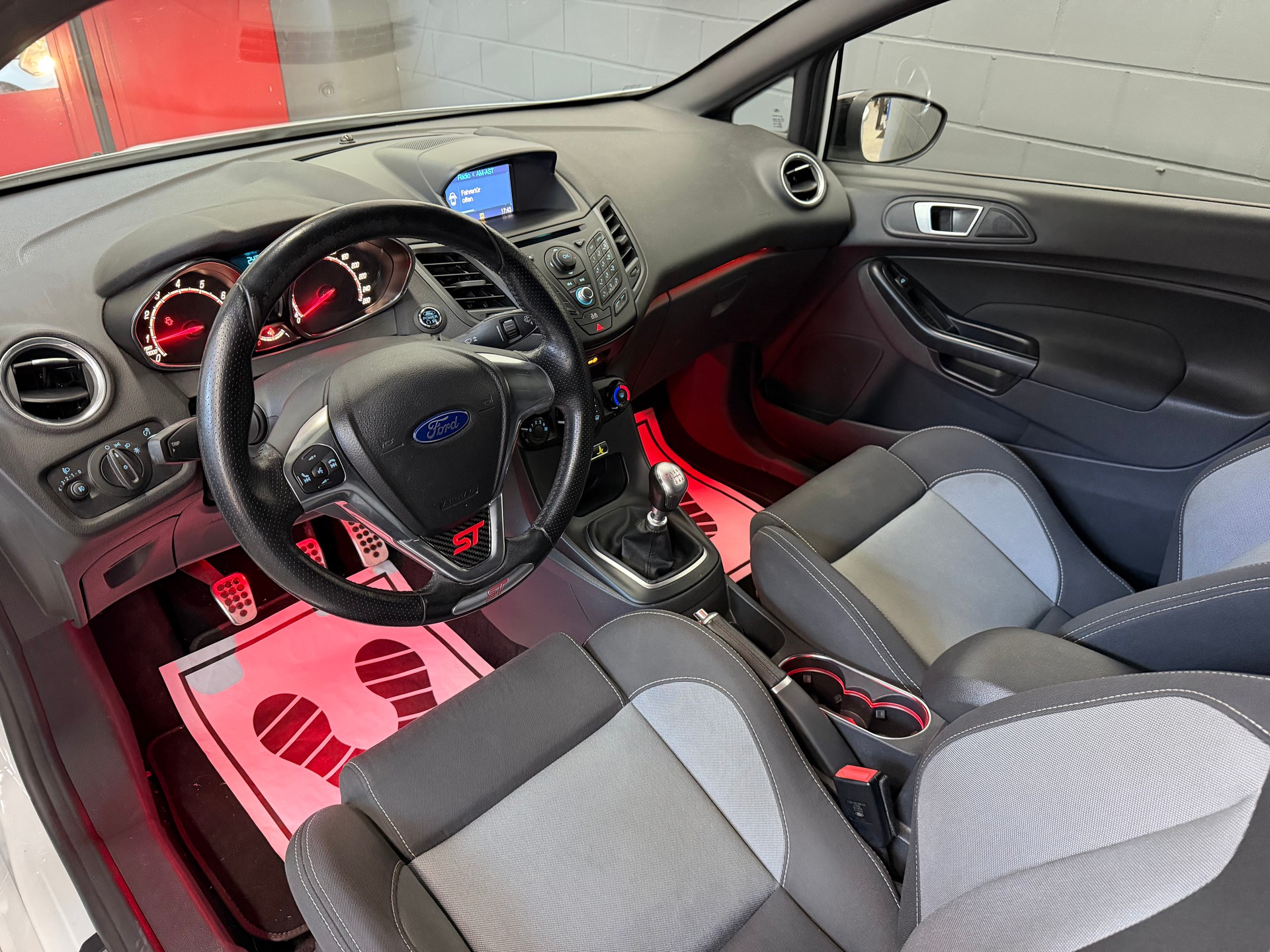 FORD Fiesta 1.6 SCTi ST-2 //NEU AB MFK!-image-11