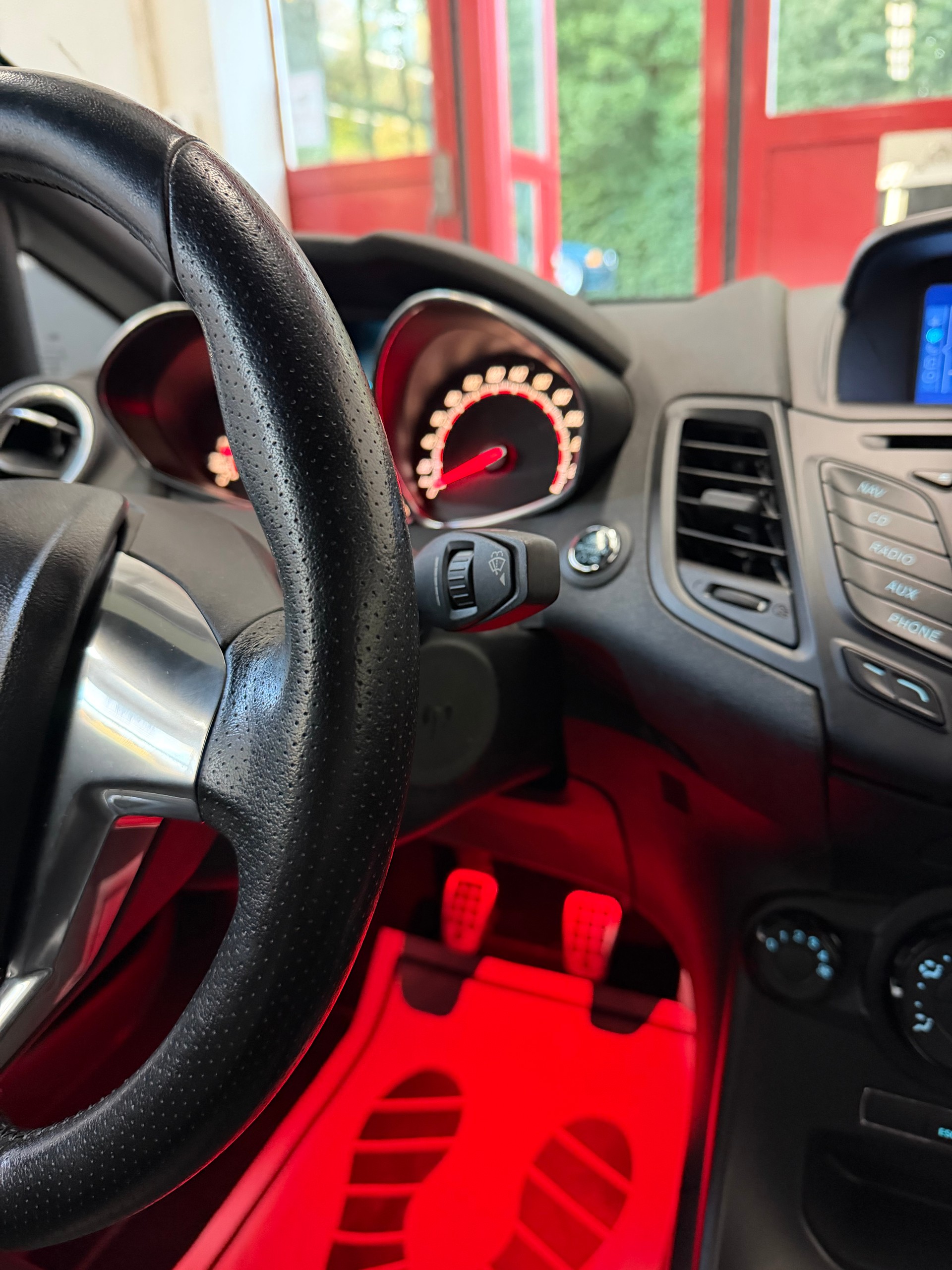 FORD Fiesta 1.6 SCTi ST-2 //NEU AB MFK!-image-15