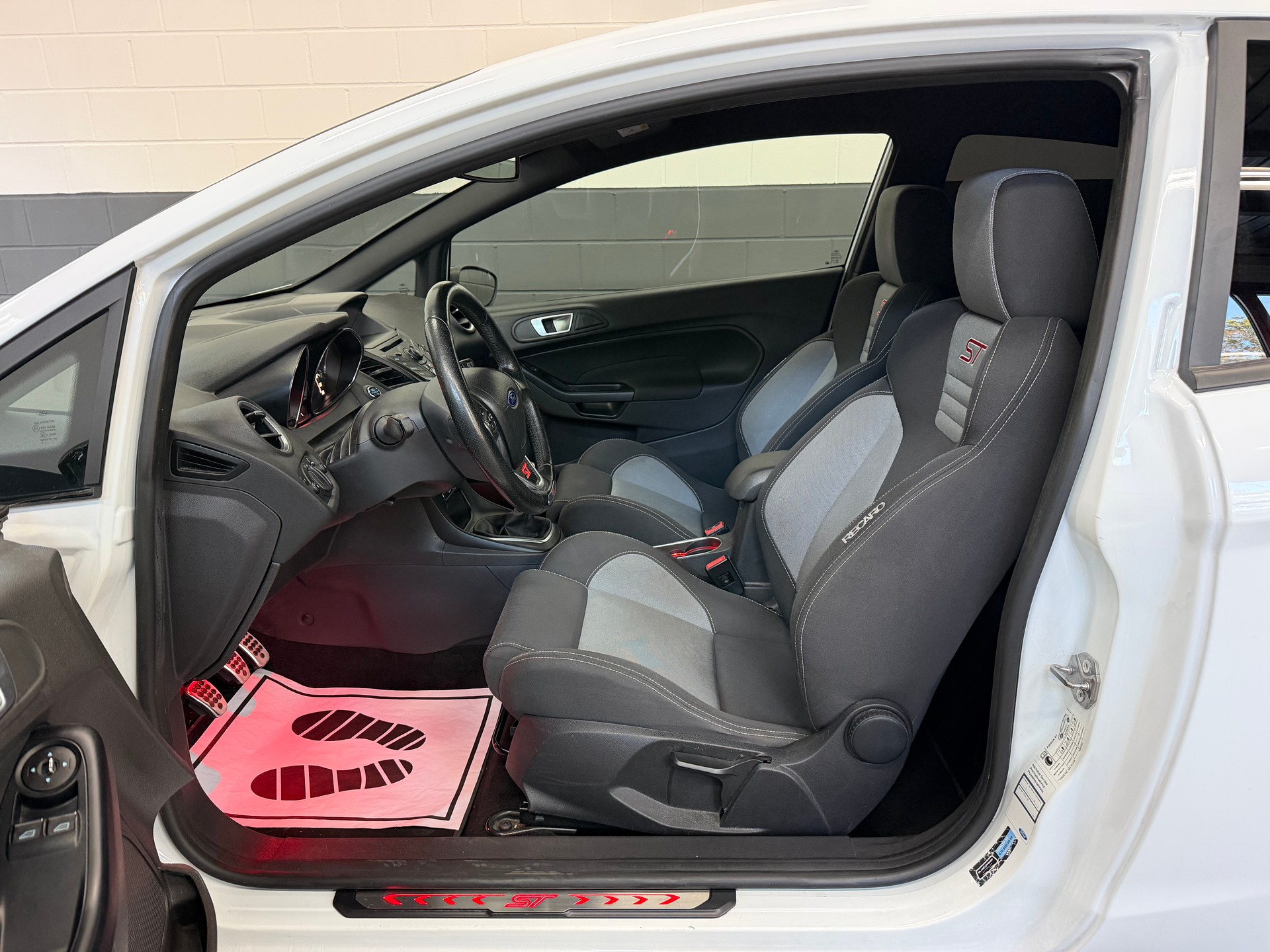 FORD Fiesta 1.6 SCTi ST-2 //NEU AB MFK!-image-10