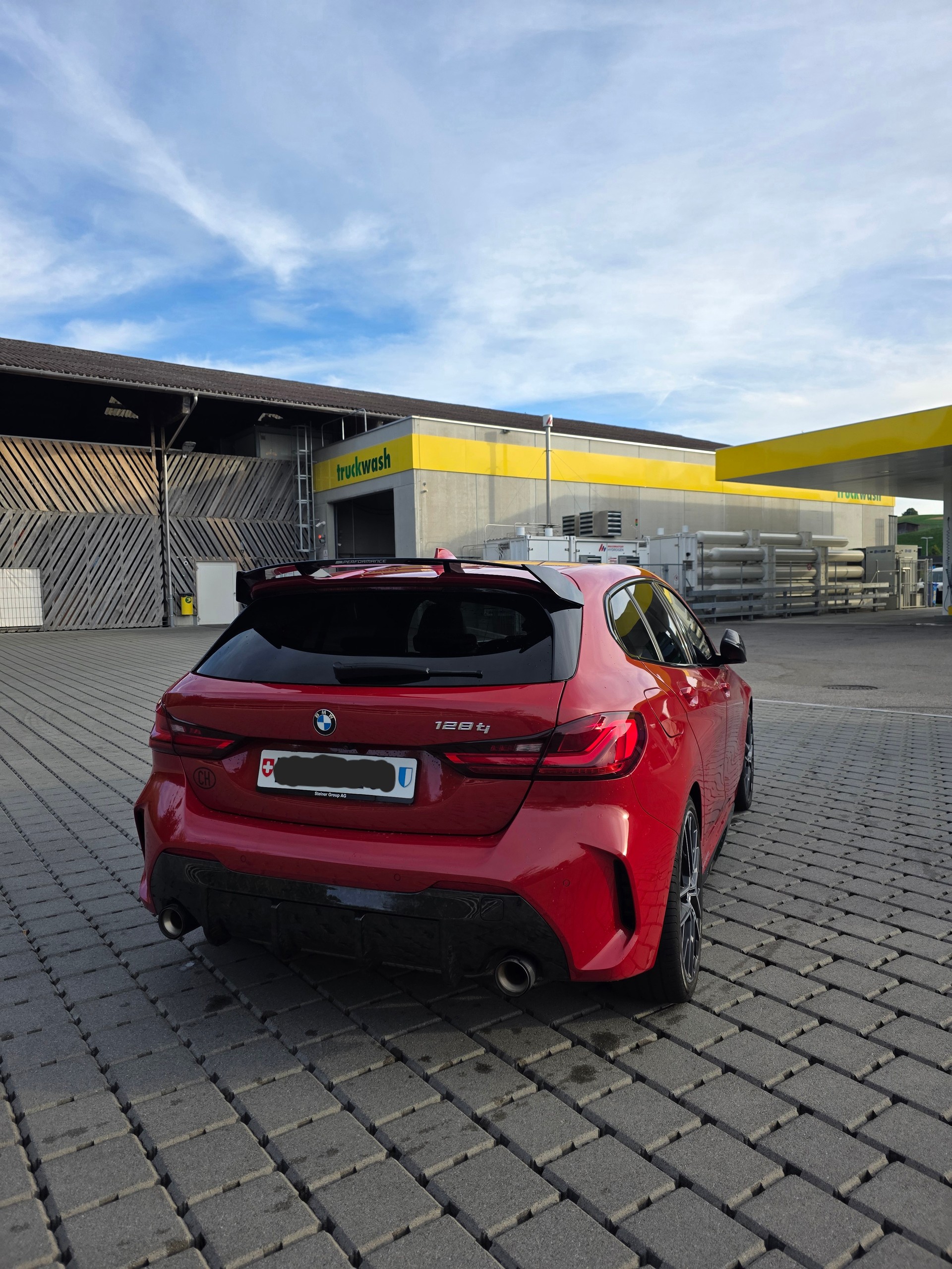 BMW 128ti-image-5