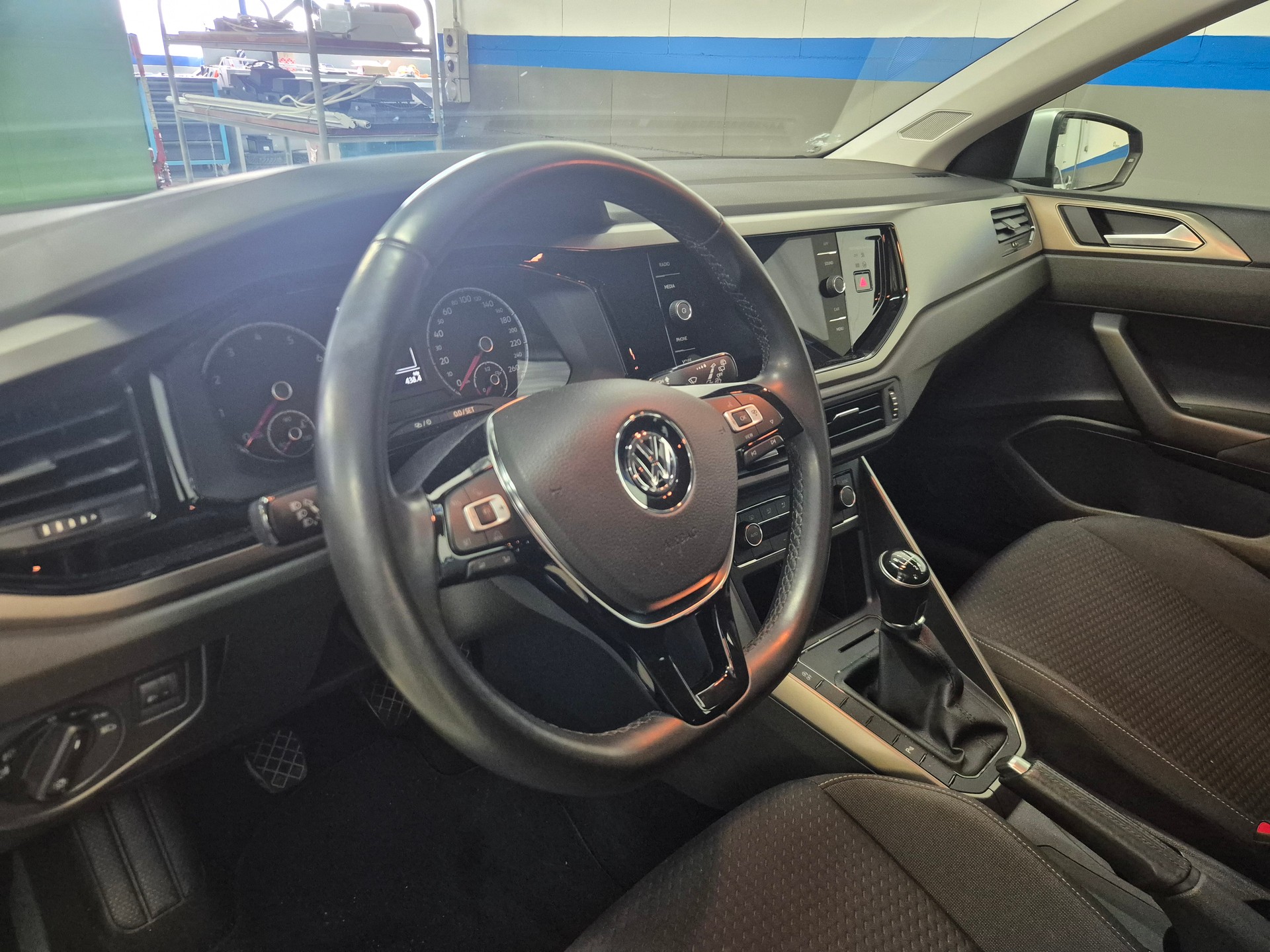 VW Polo 1.0 TSI BMT Comfortline-image-6