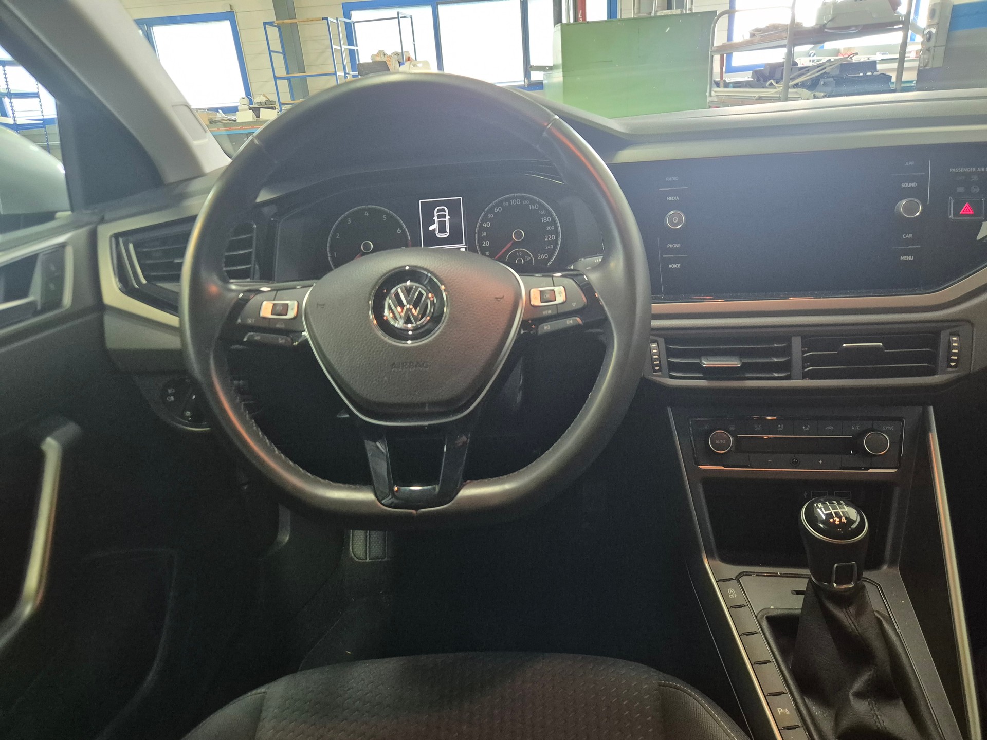 VW Polo 1.0 TSI BMT Comfortline-image-7