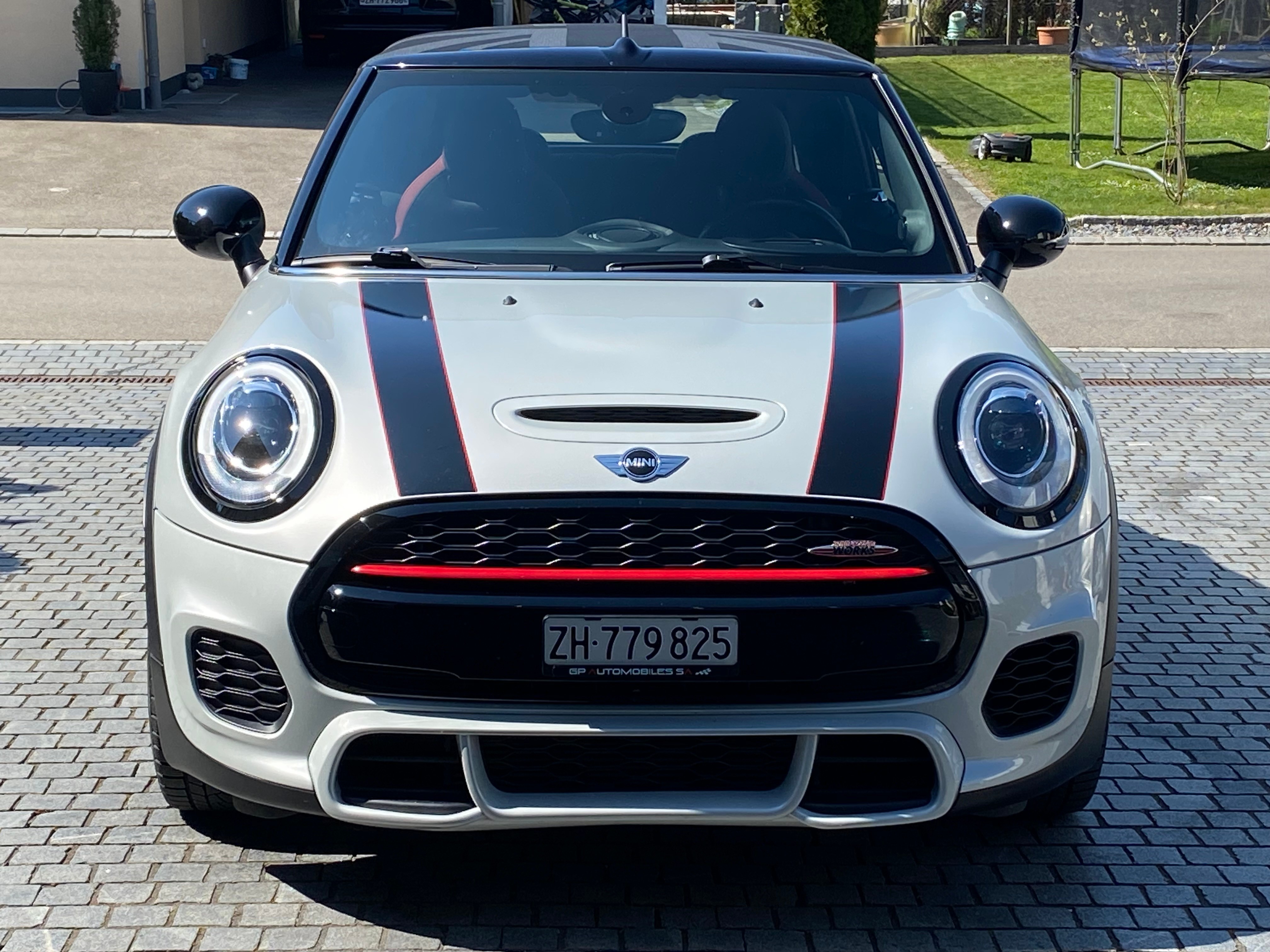 Car photo