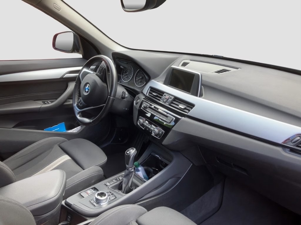 BMW 18d xDrive SAG-image-4