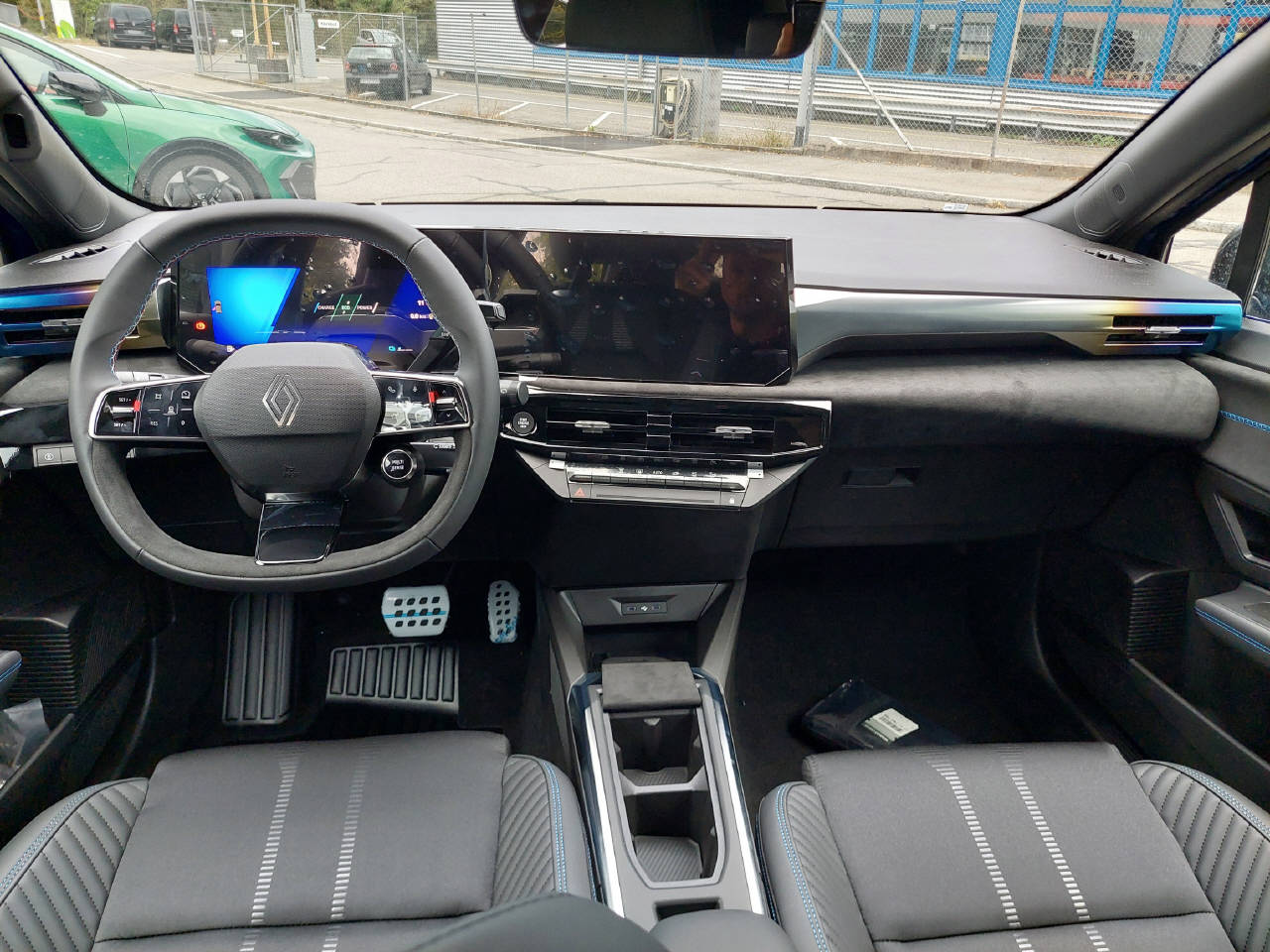 RENAULT Clio 1.8 E-Tech esprit Alpine 160-image-8